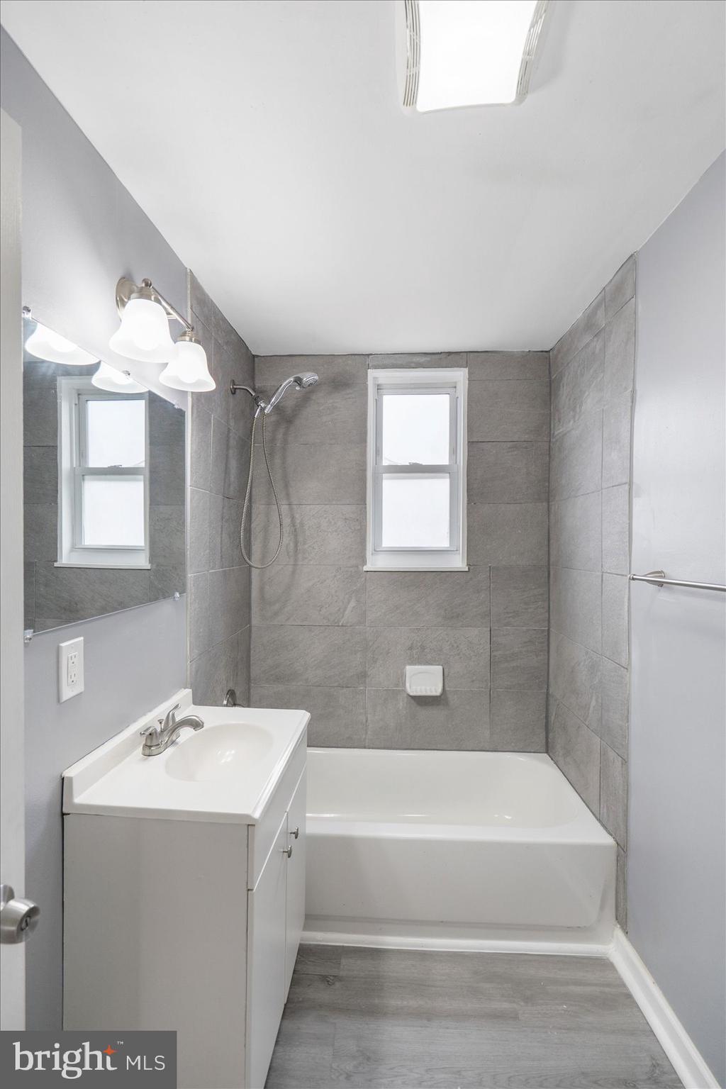 BELAIR-EDISON - Residential