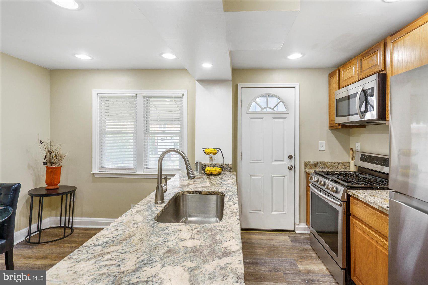 BELAIR-EDISON - Residential