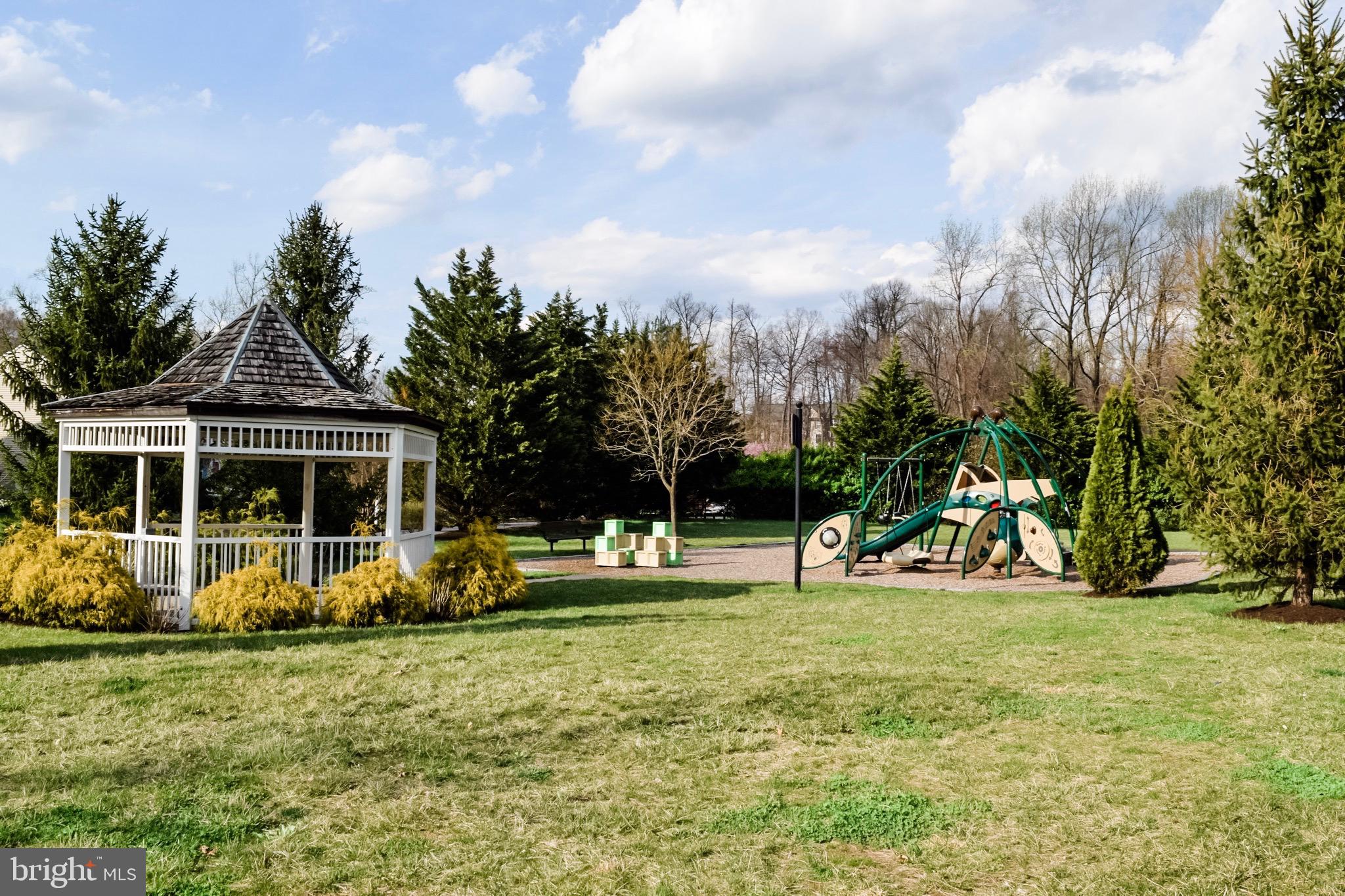 VILLAGES OF URBANA - Residential Lease