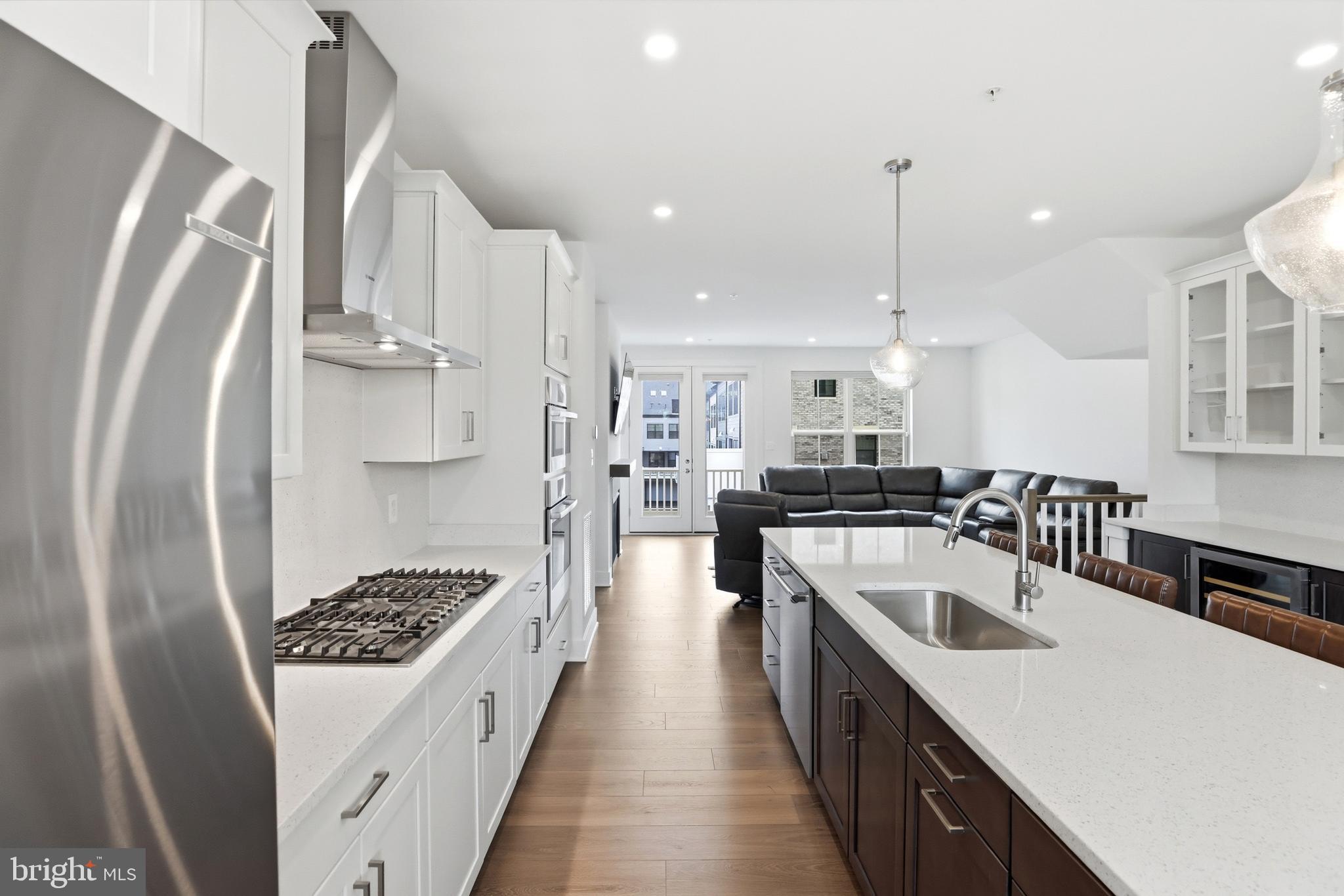 THE GROVE - Residential