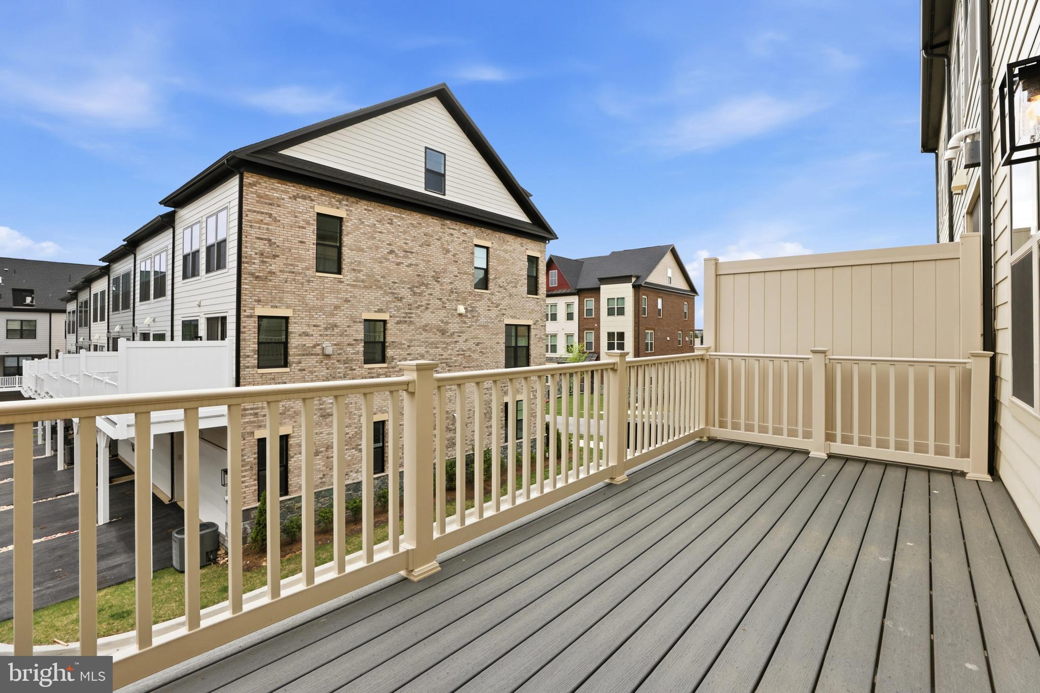 THE GROVE - Residential