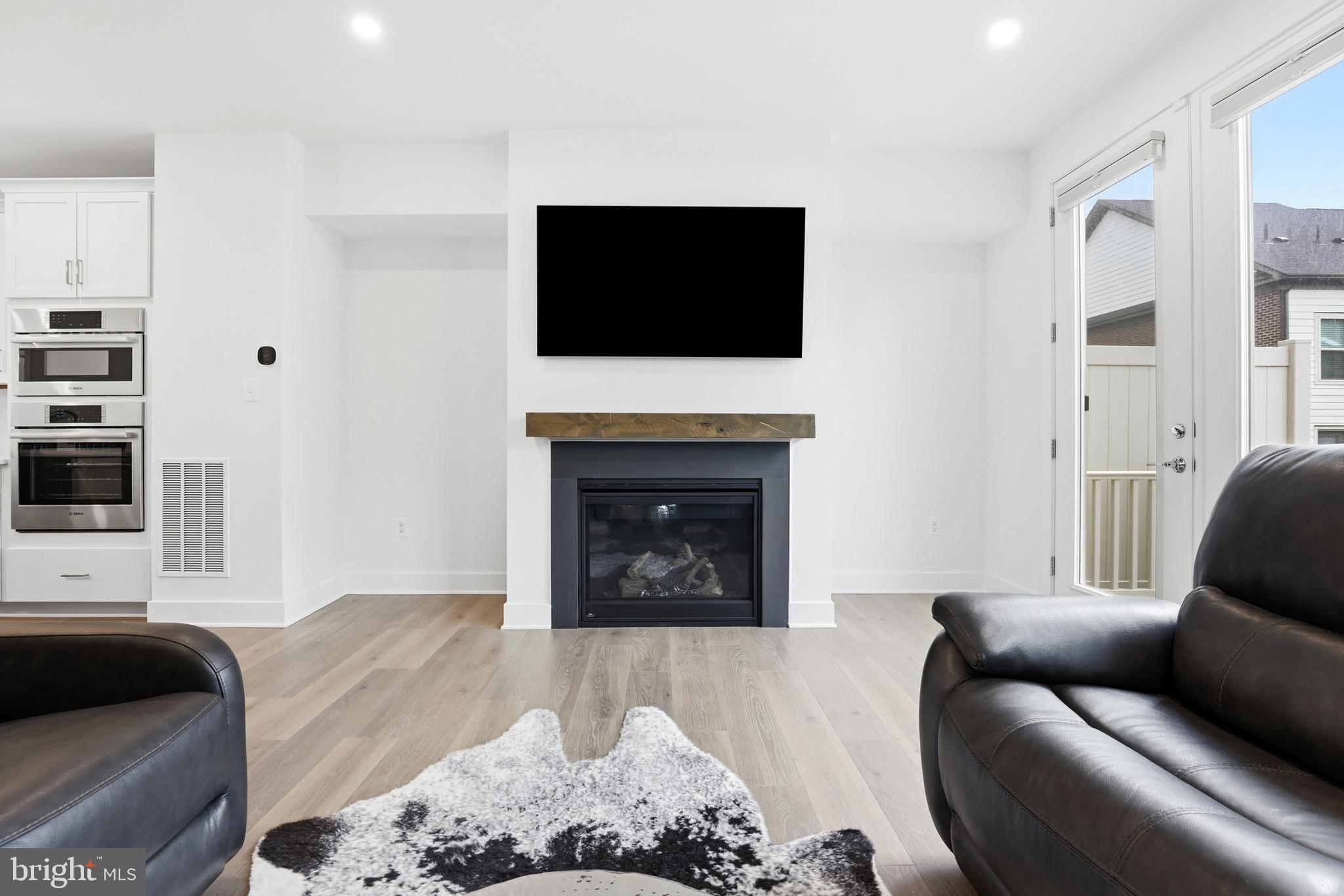 THE GROVE - Residential