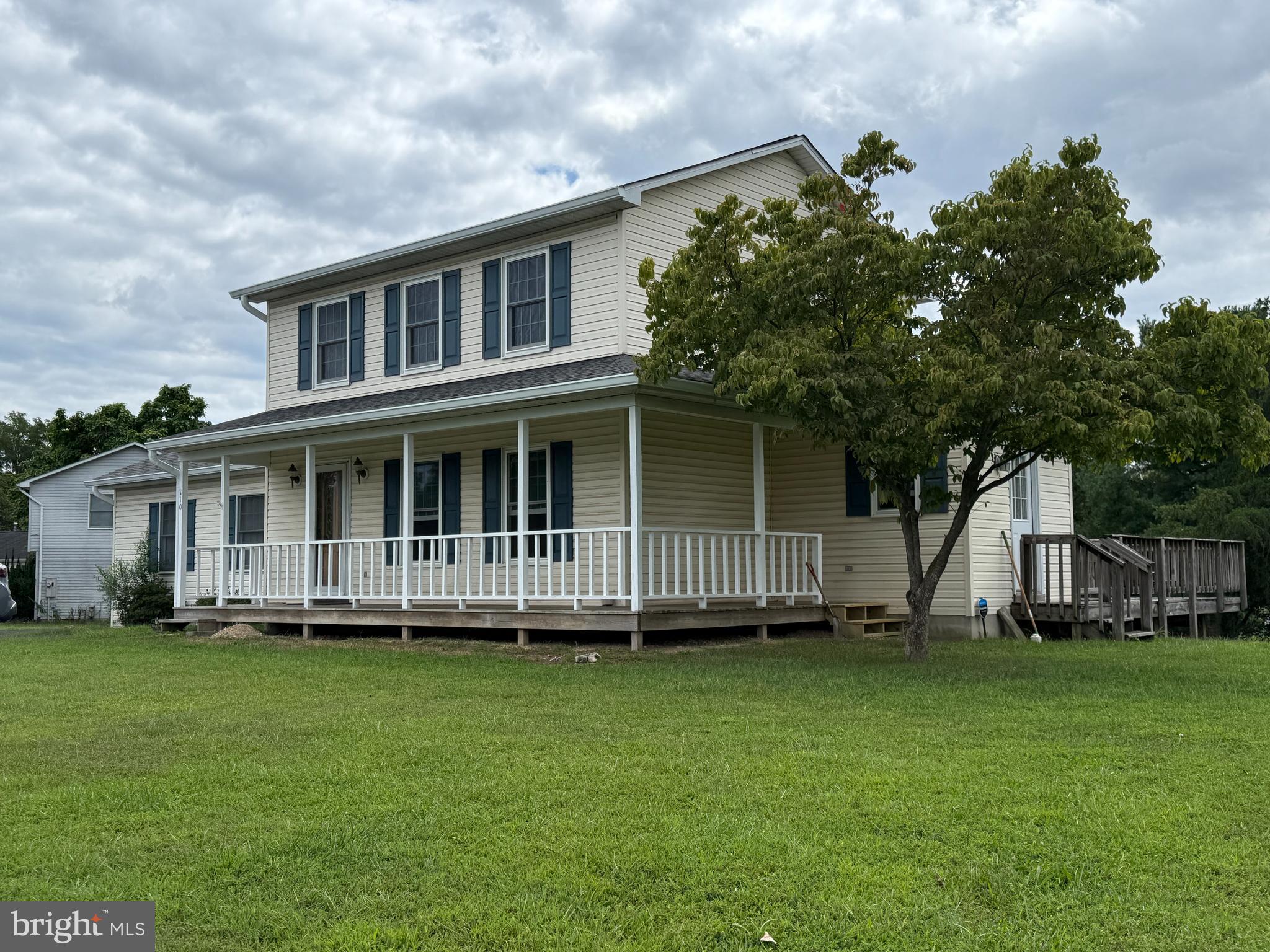 110 KINGSLAND COURT