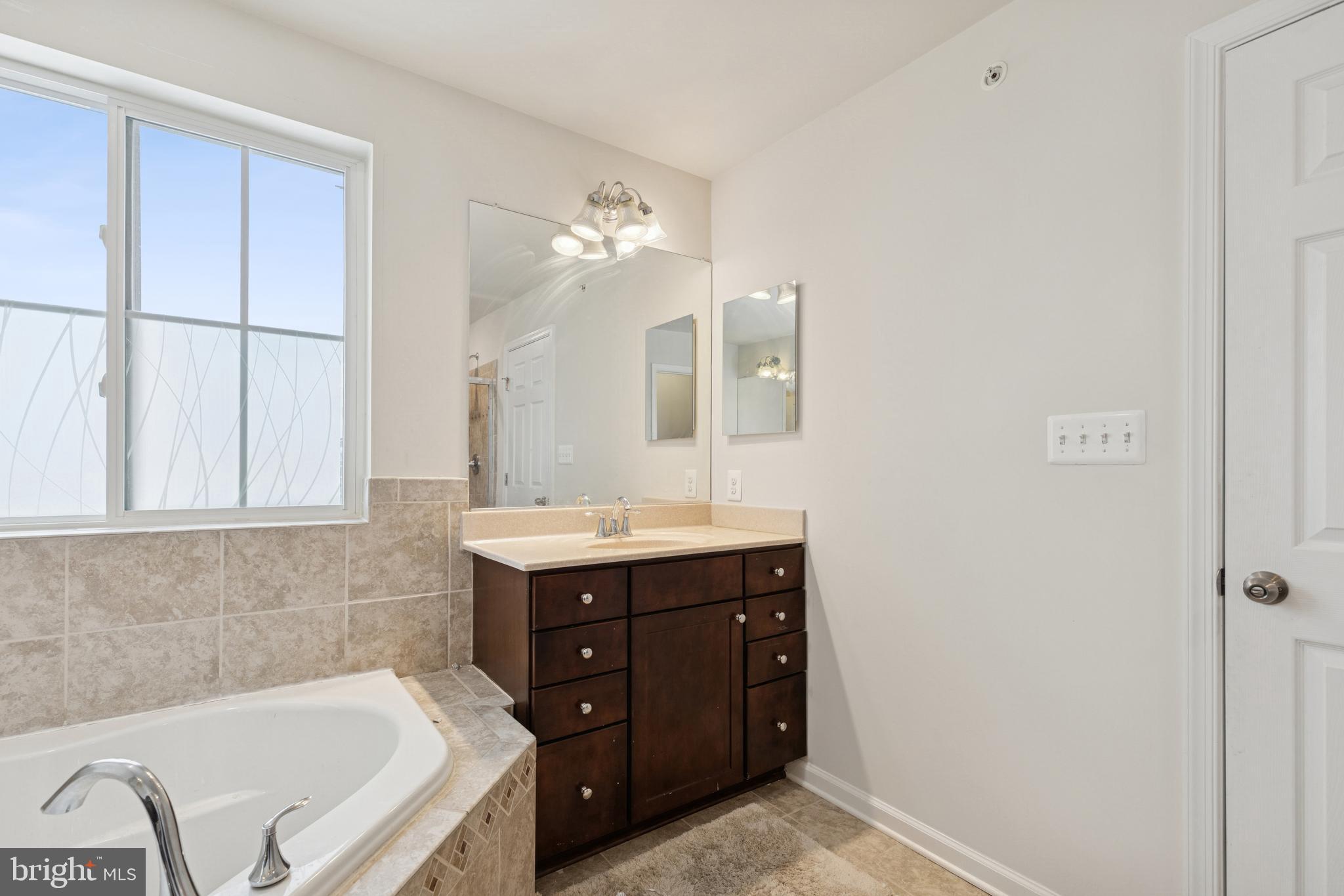 JEFFERSON PLACE - Residential