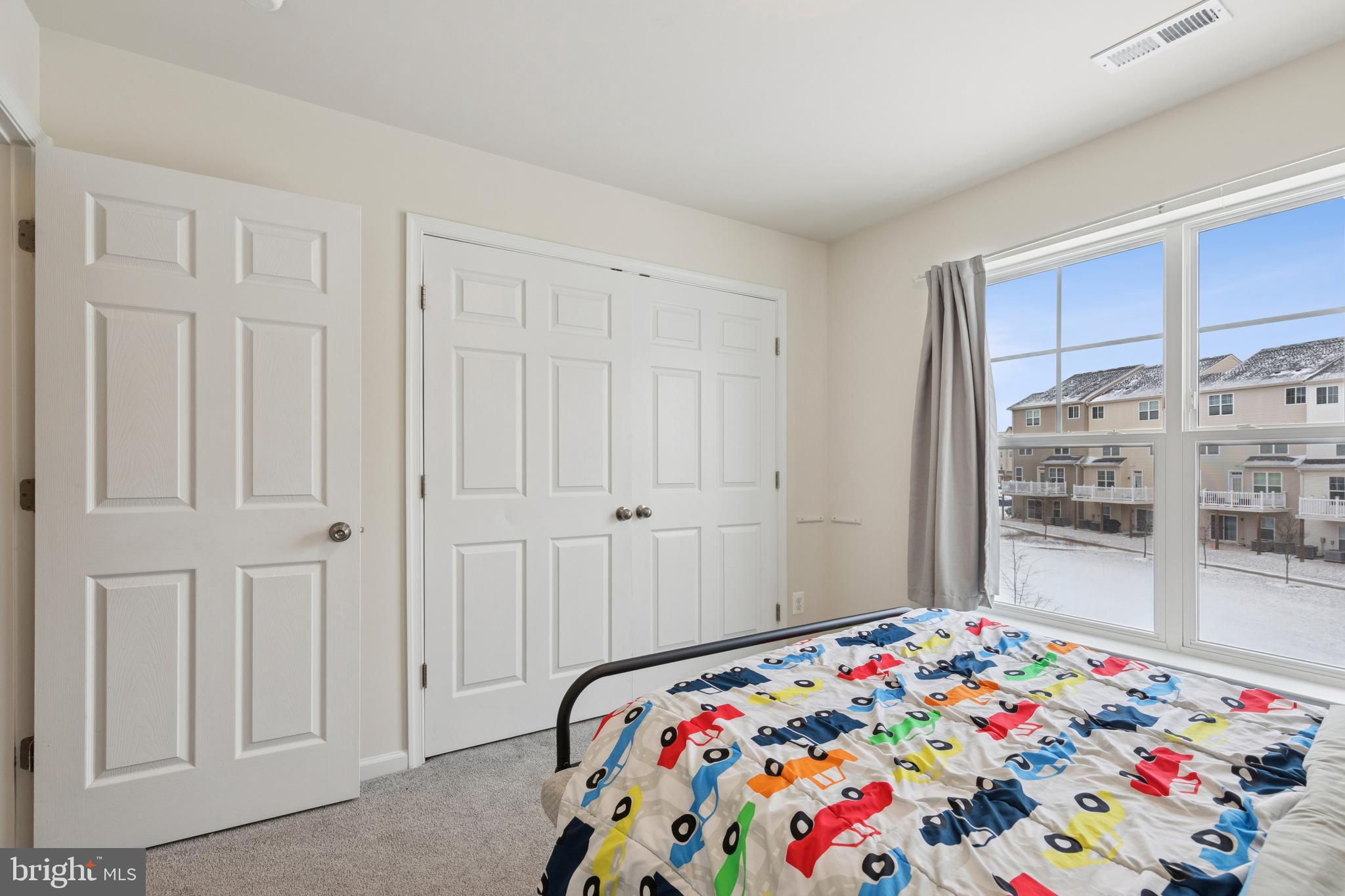 JEFFERSON PLACE - Residential