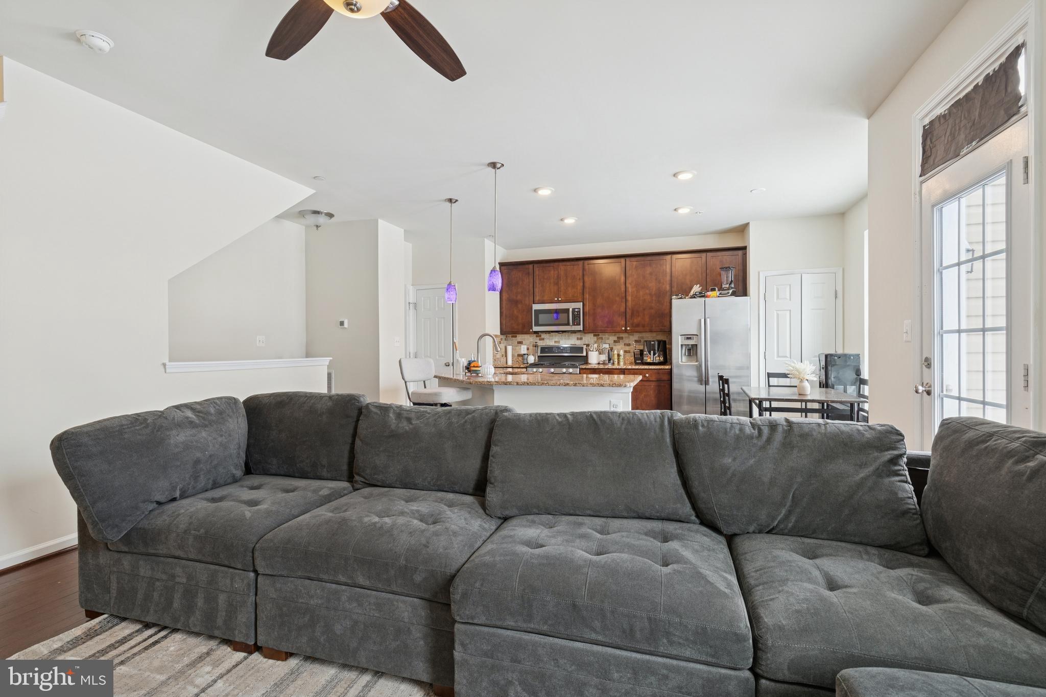 JEFFERSON PLACE - Residential