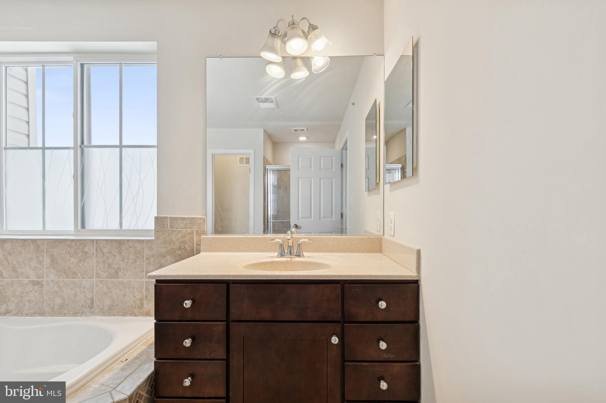 JEFFERSON PLACE - Residential