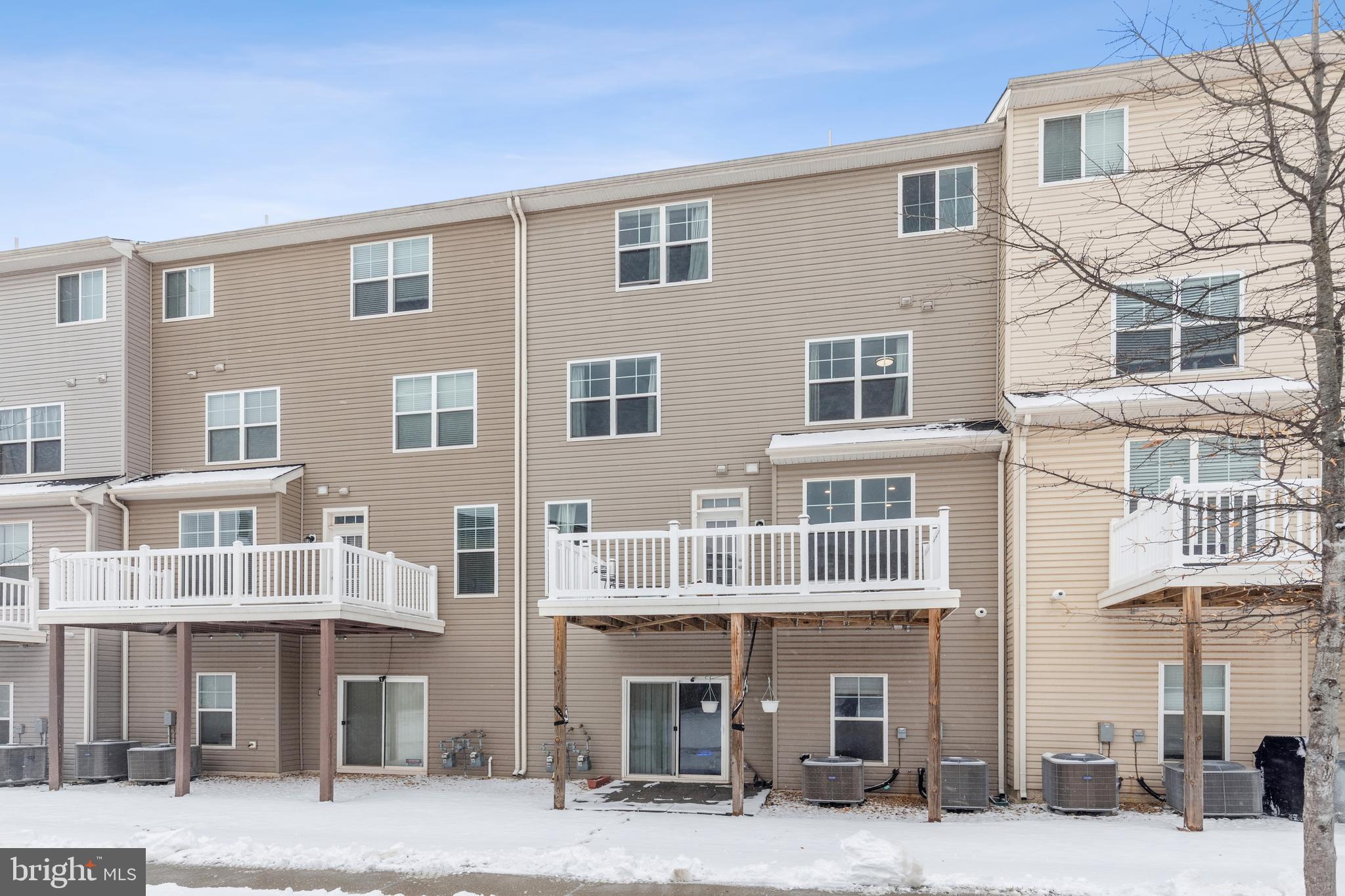 JEFFERSON PLACE - Residential