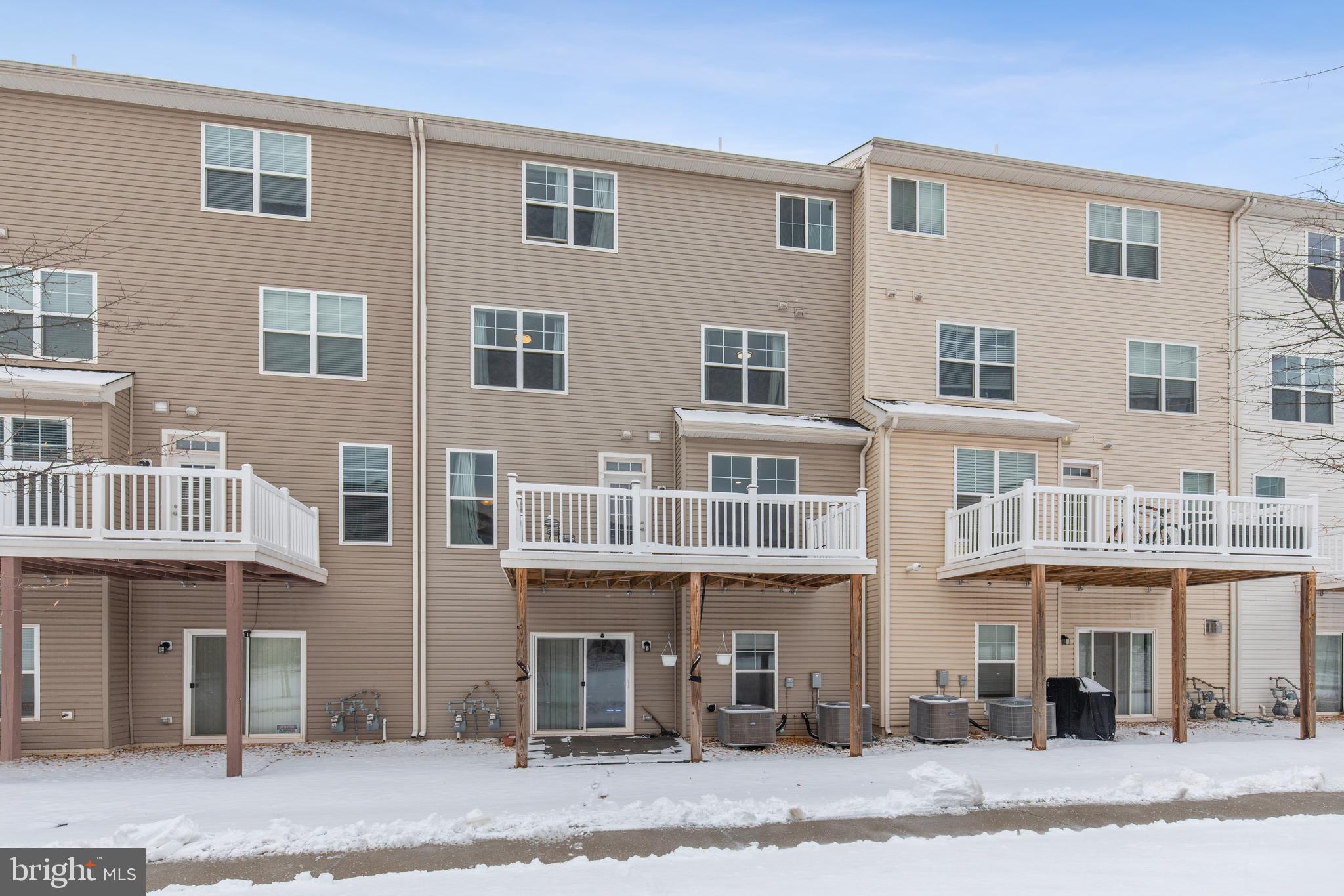 JEFFERSON PLACE - Residential