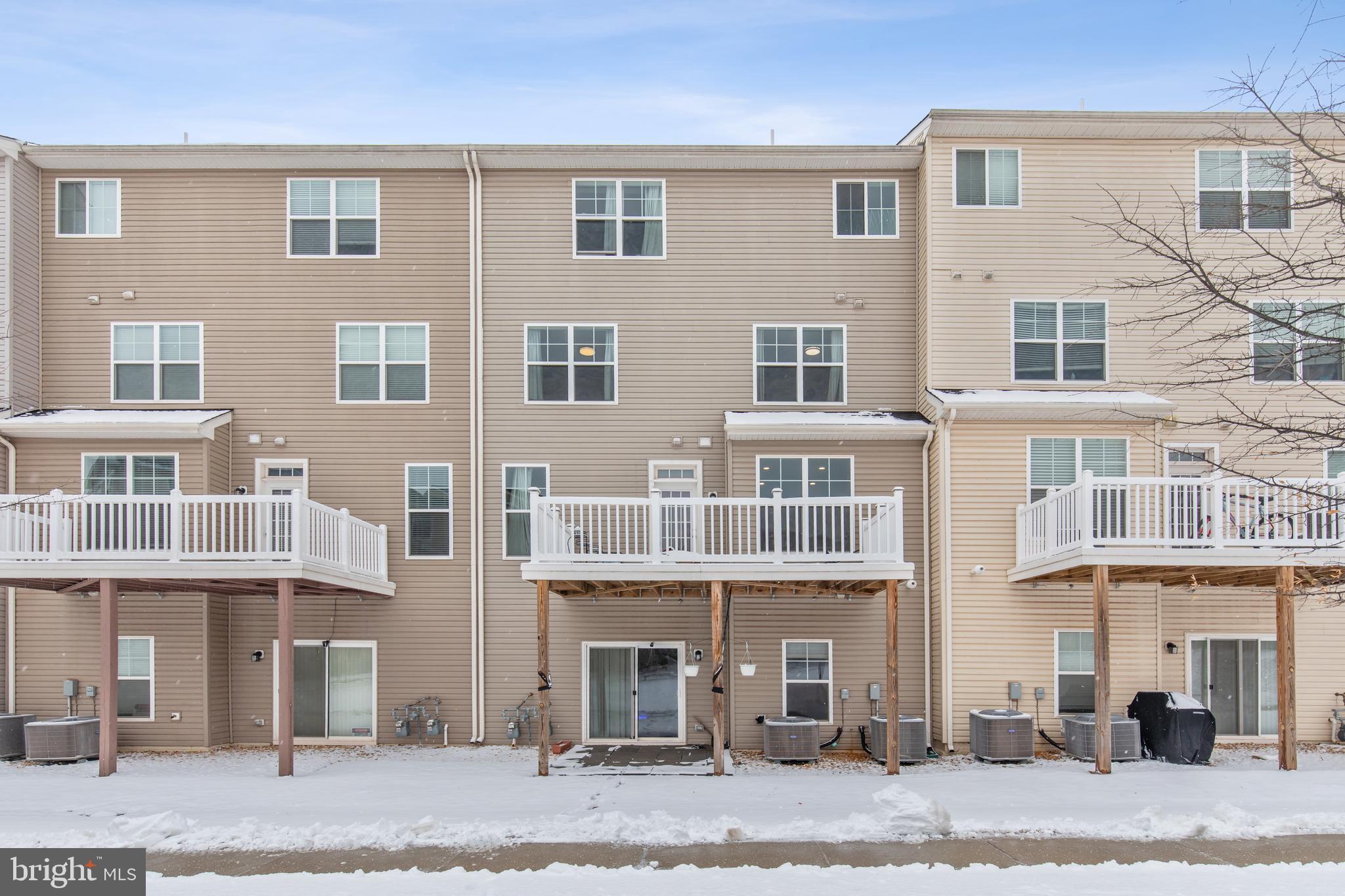 JEFFERSON PLACE - Residential