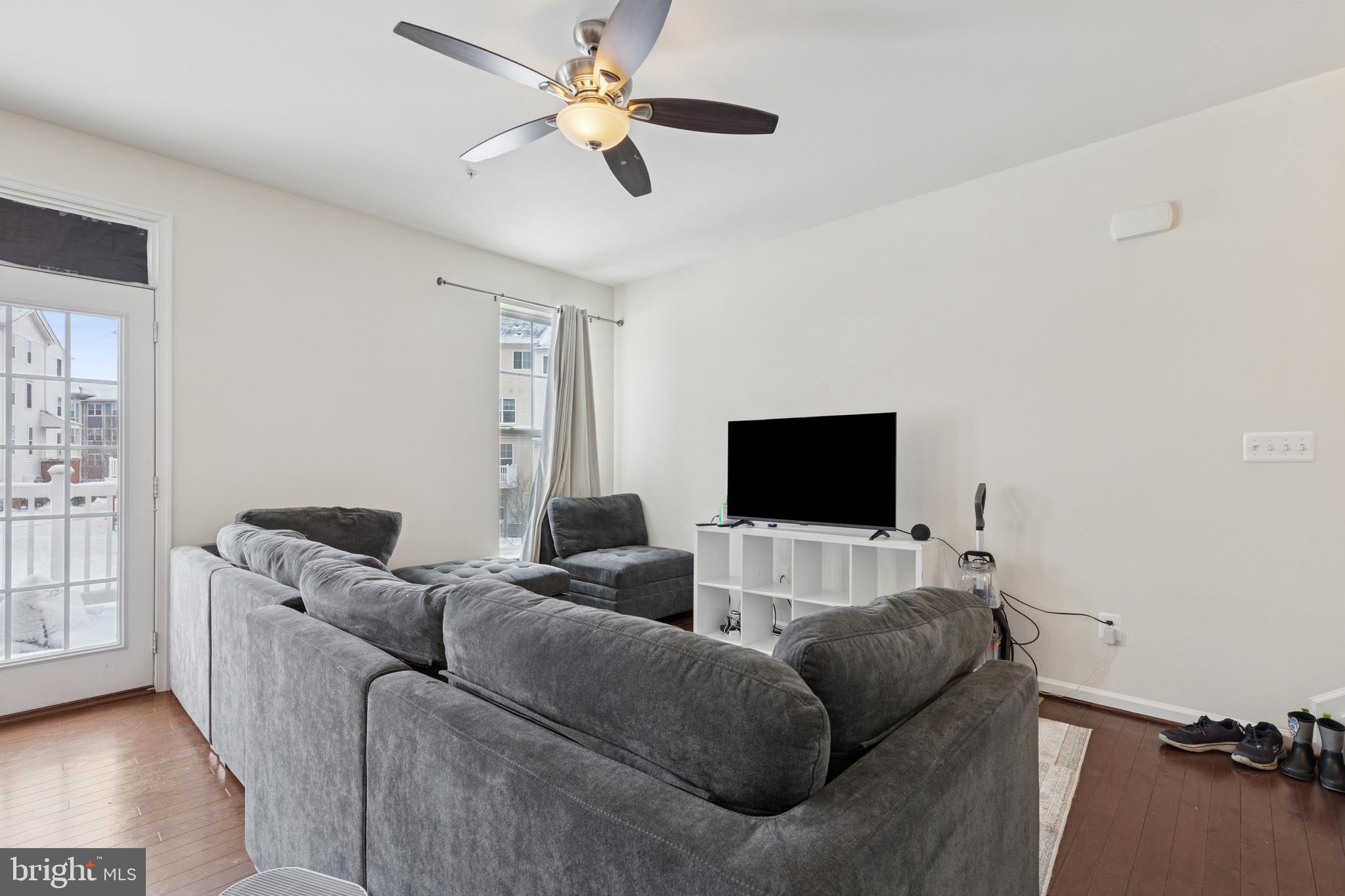 JEFFERSON PLACE - Residential