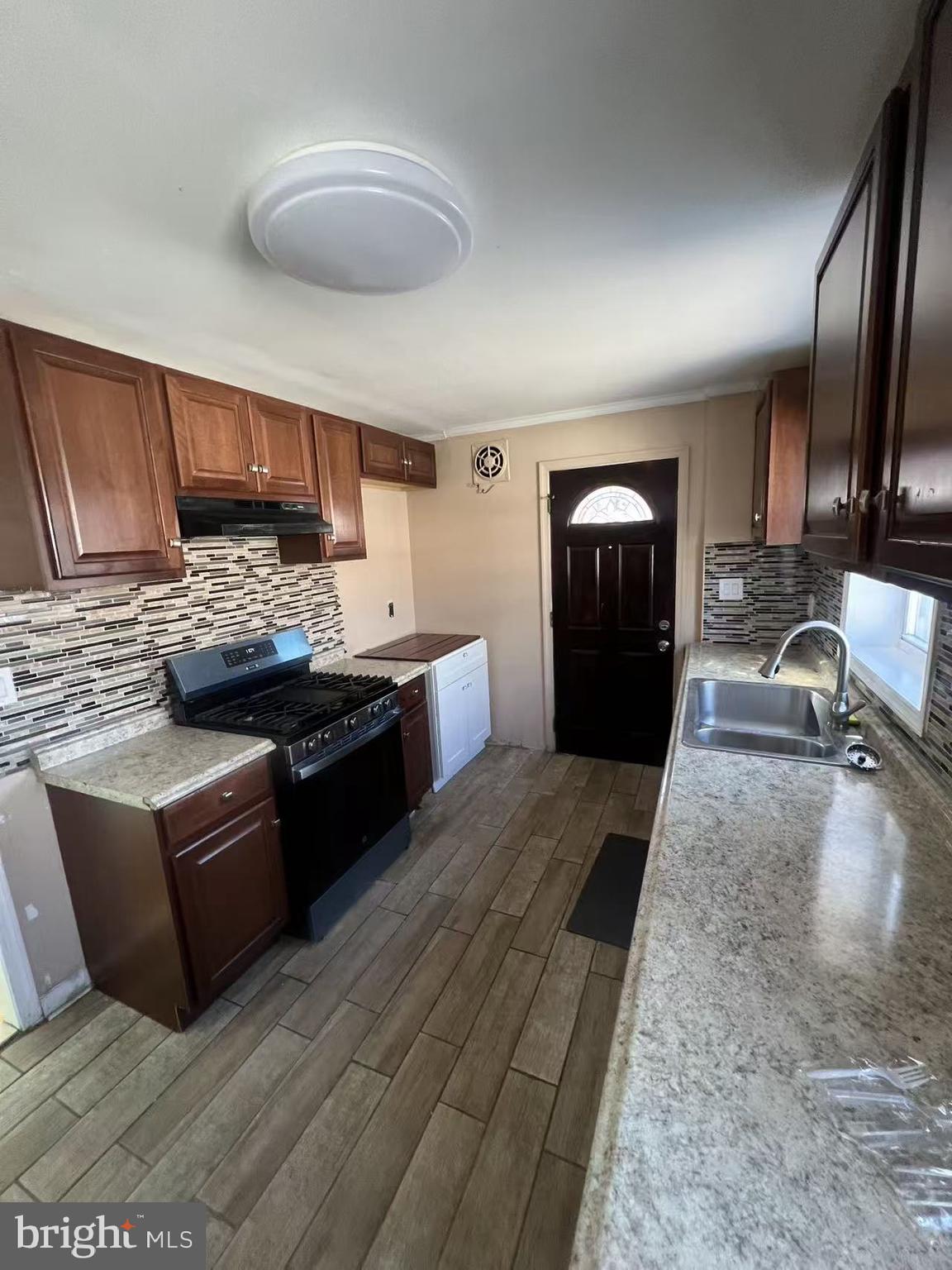 PHILADELPHIA - Residential