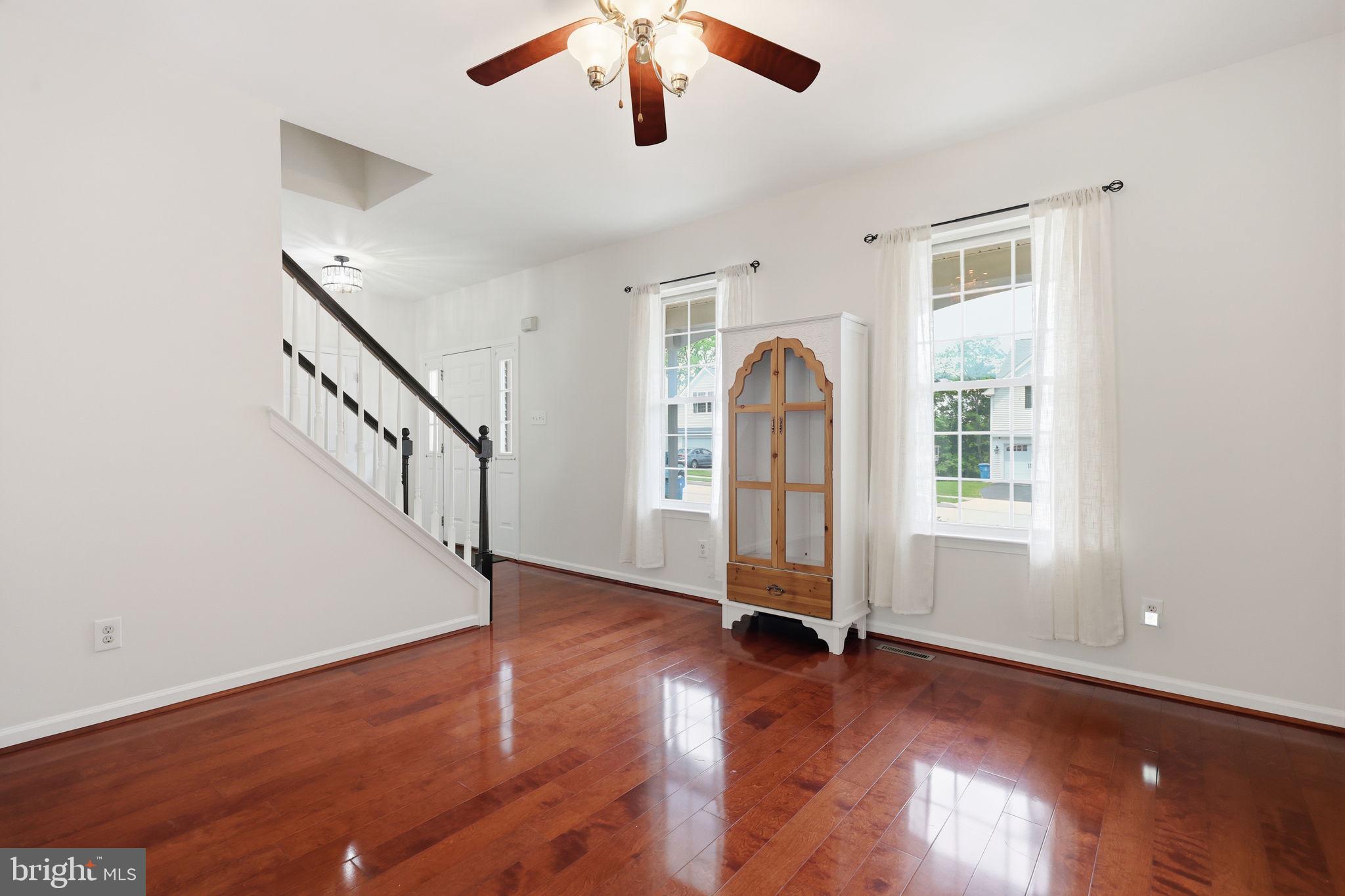 820 WINDRIDGE LANE