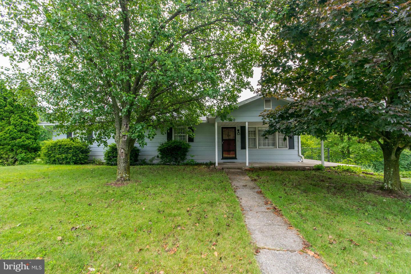 LAKEWOOD HILLS - Residential