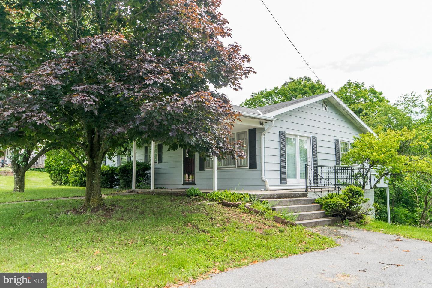 LAKEWOOD HILLS - Residential