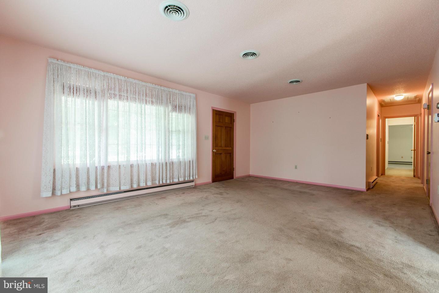 LAKEWOOD HILLS - Residential