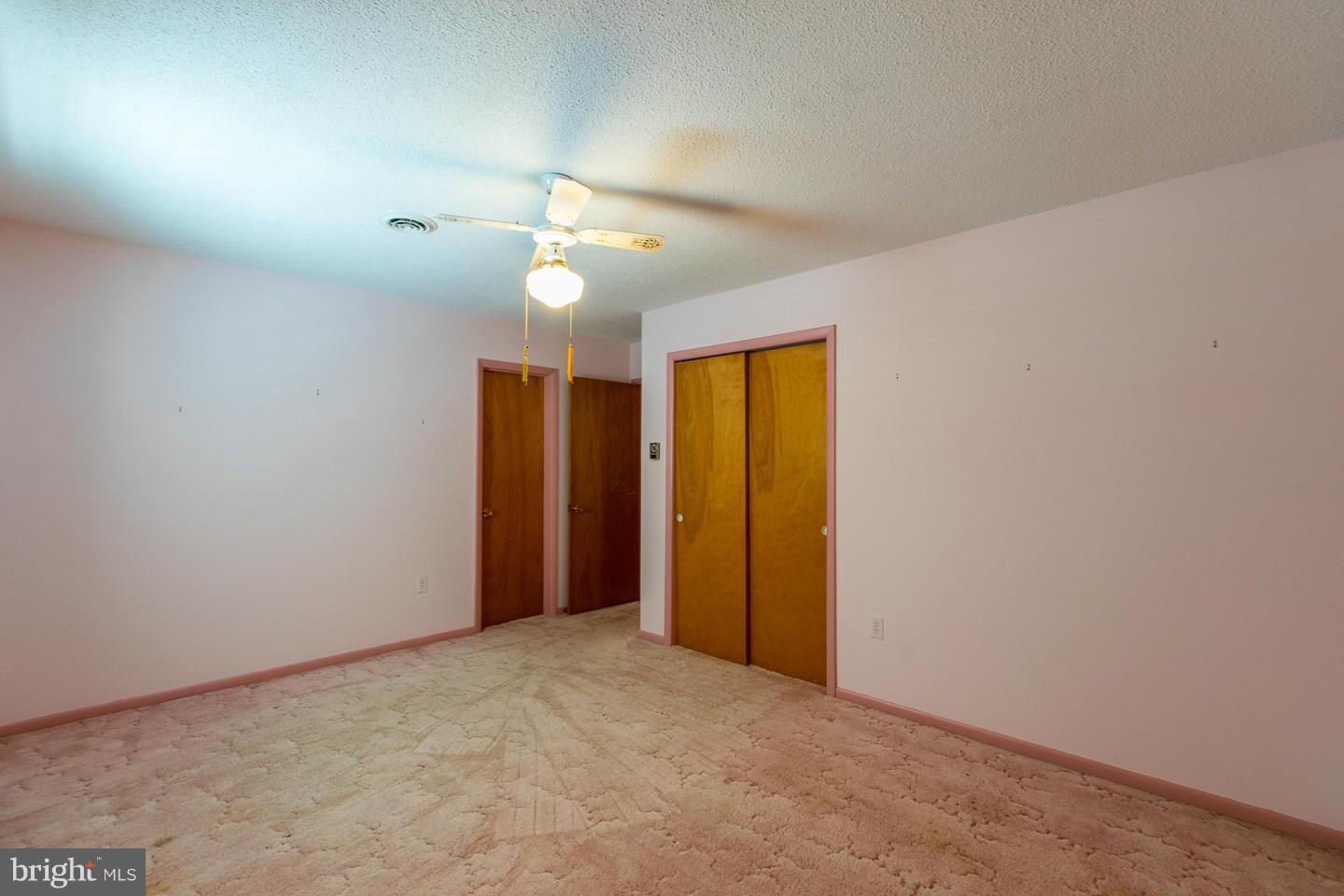 LAKEWOOD HILLS - Residential