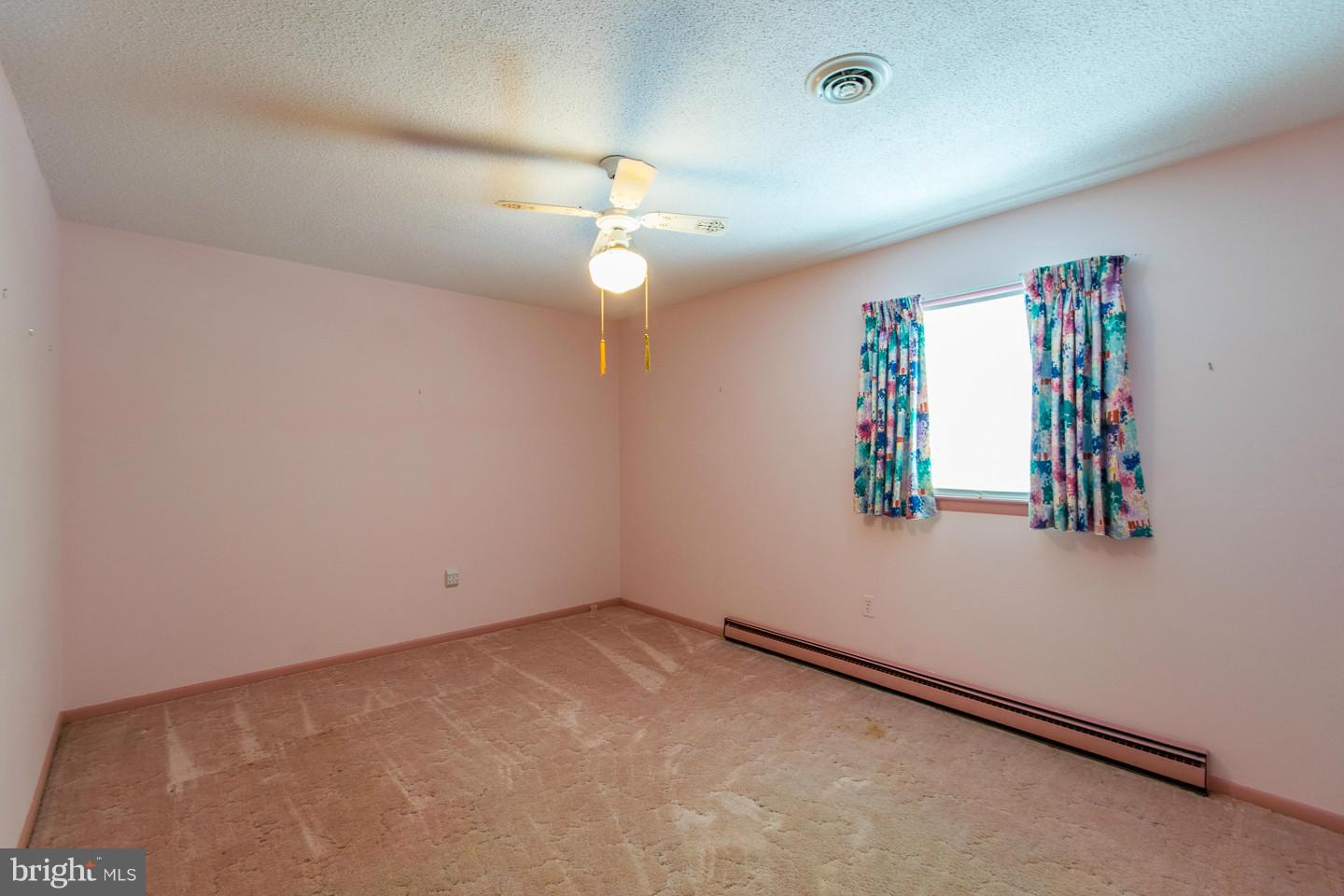 LAKEWOOD HILLS - Residential