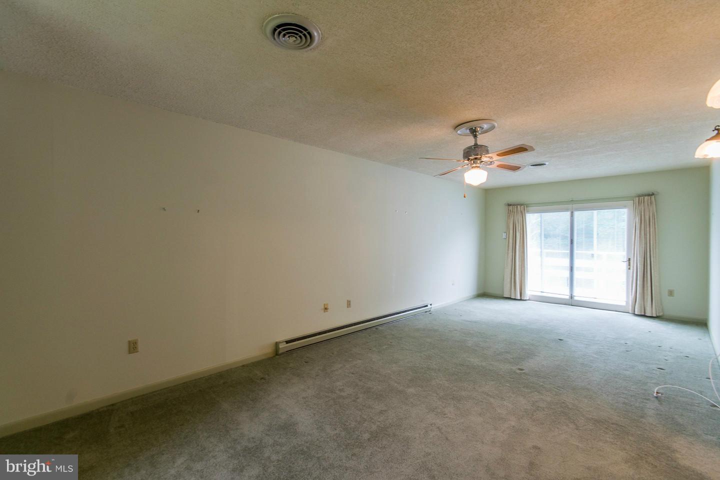 LAKEWOOD HILLS - Residential