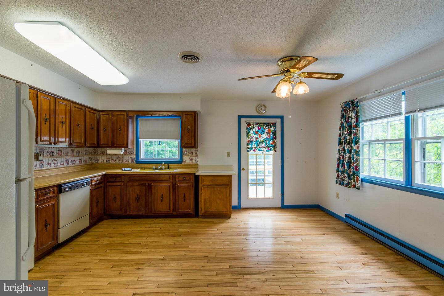 LAKEWOOD HILLS - Residential