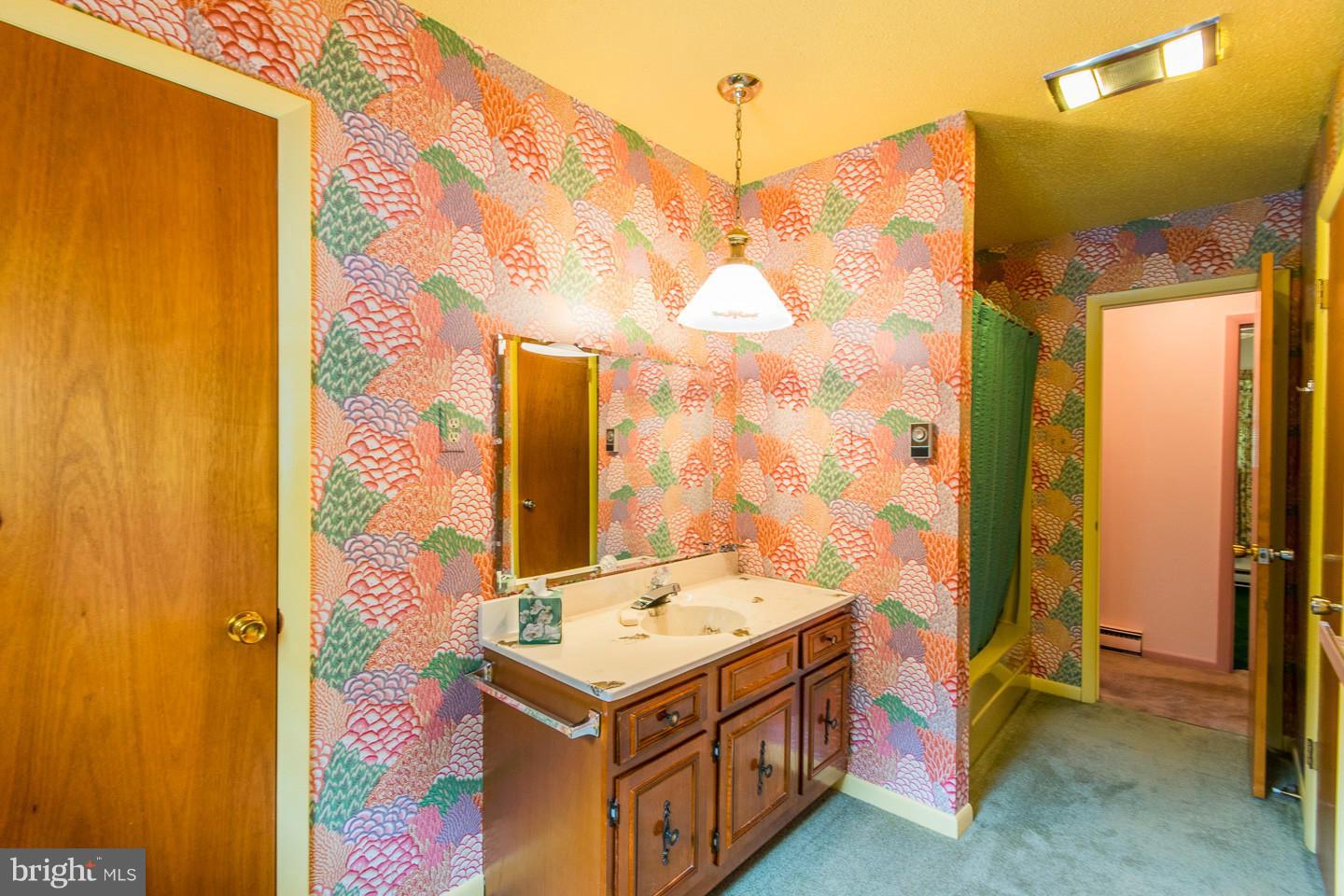 LAKEWOOD HILLS - Residential