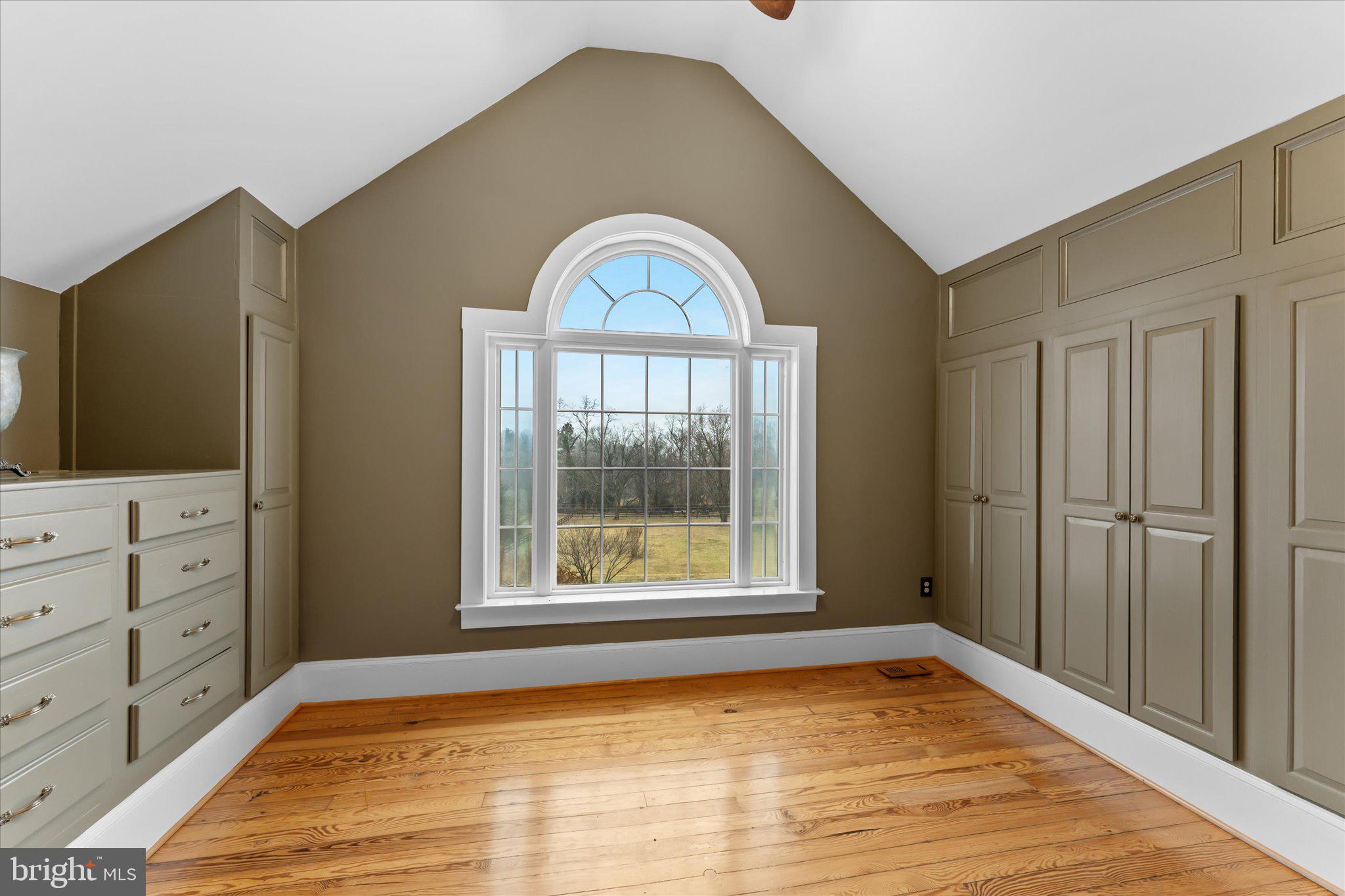 PAEONIAN SPRINGS - Residential