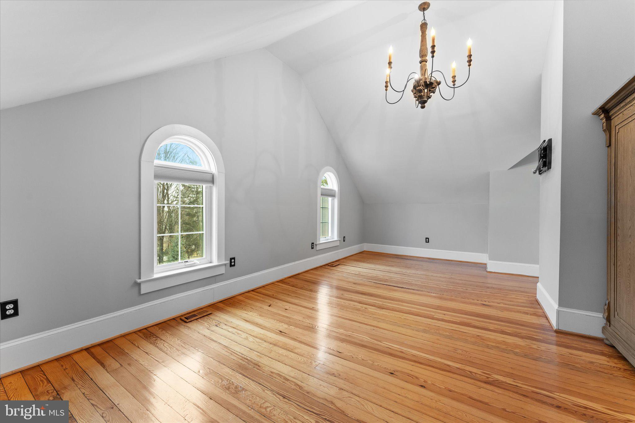 PAEONIAN SPRINGS - Residential