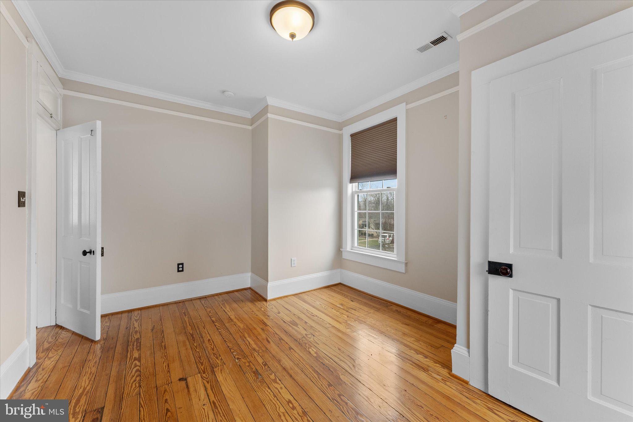 PAEONIAN SPRINGS - Residential