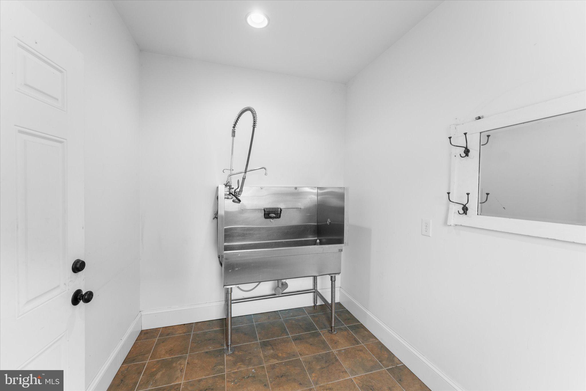 PAEONIAN SPRINGS - Residential