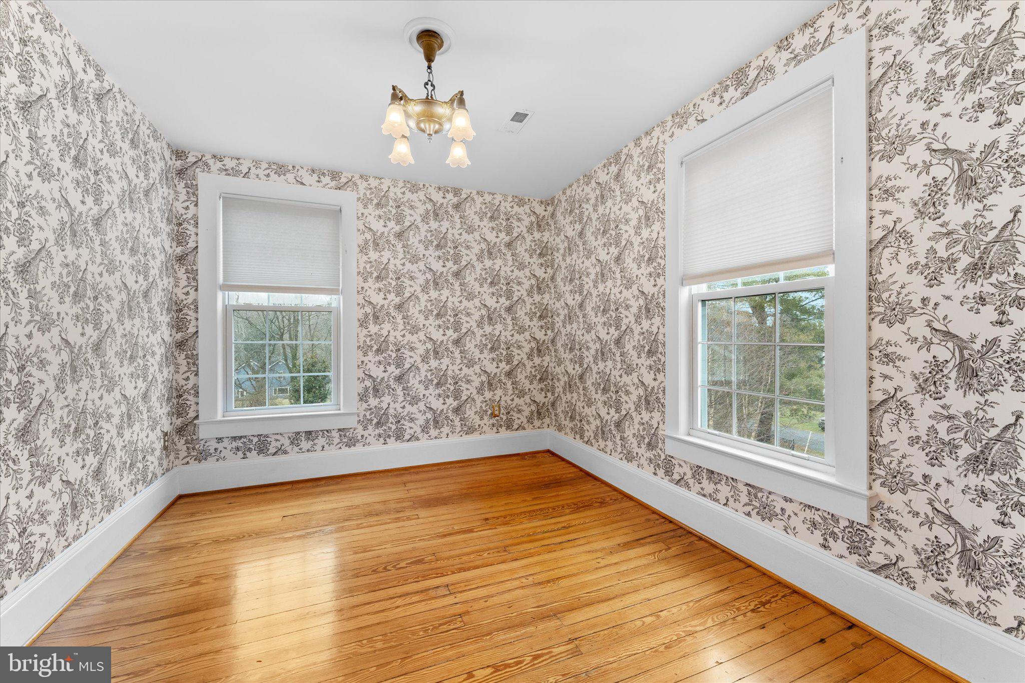 PAEONIAN SPRINGS - Residential