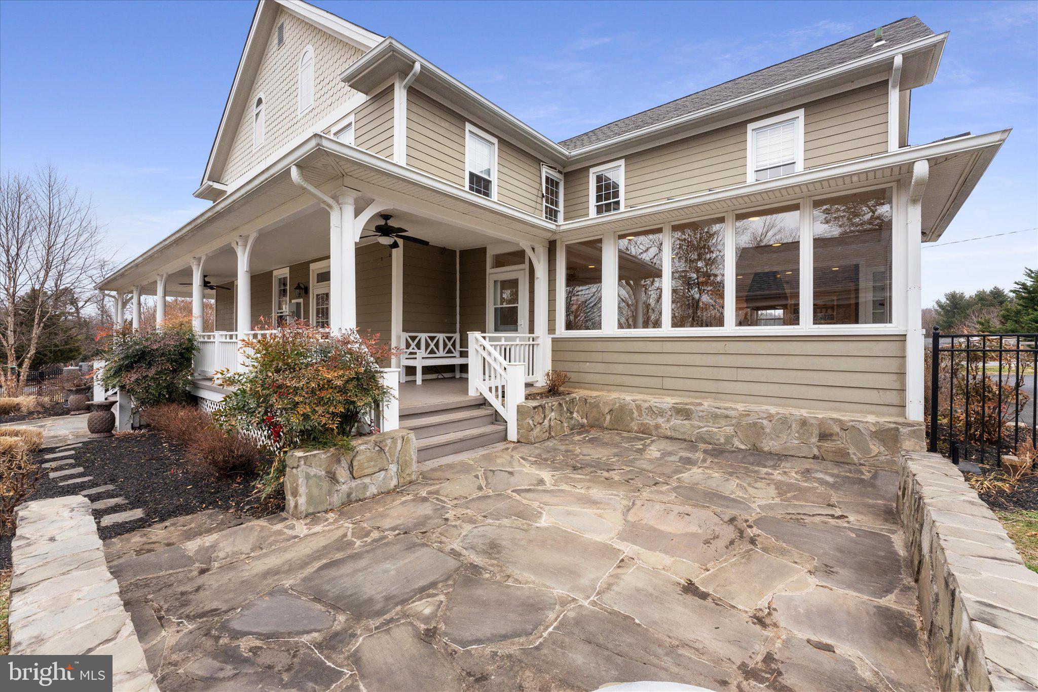 PAEONIAN SPRINGS - Residential