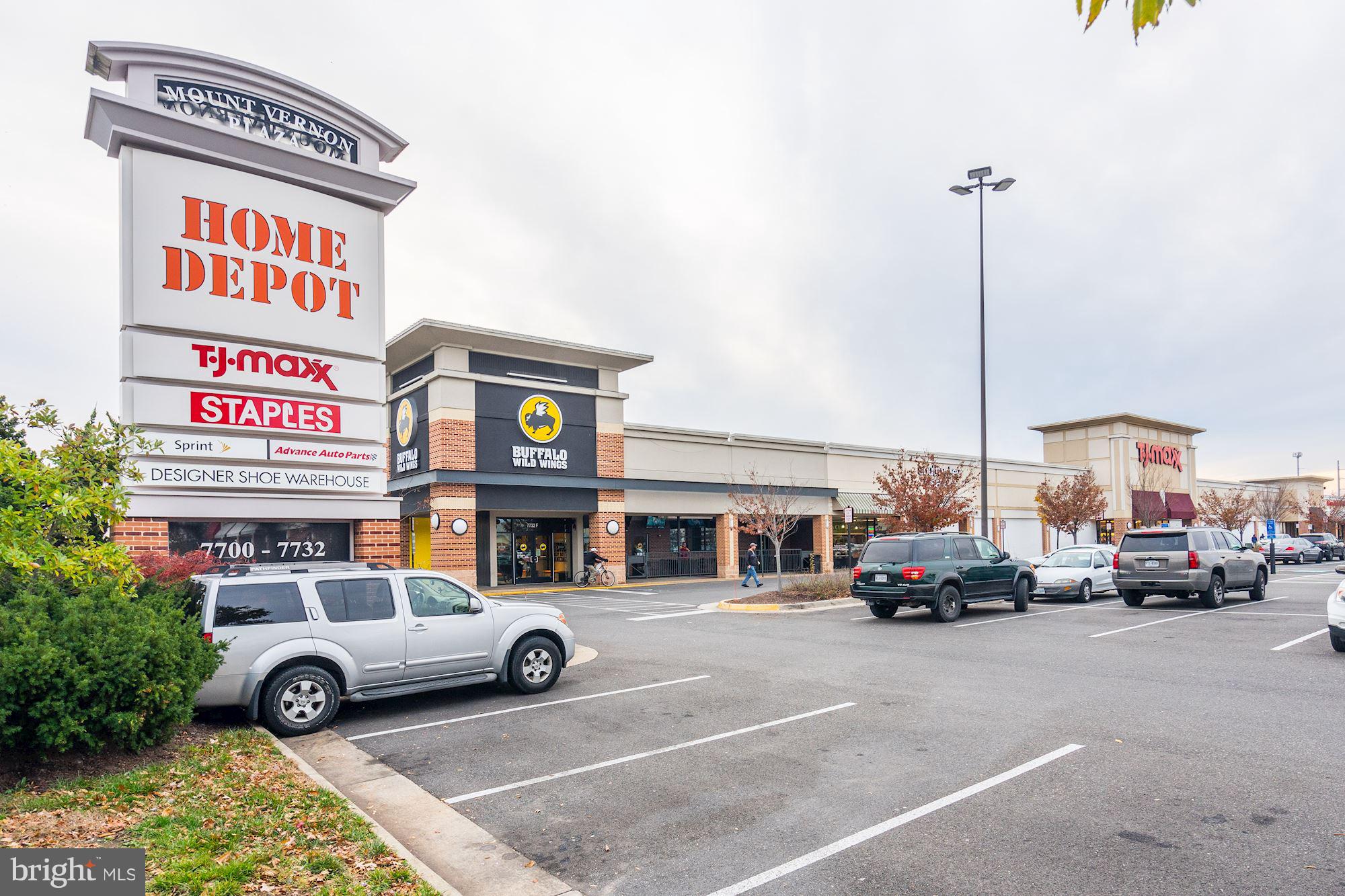 SOUTH MEADOWS - Residential