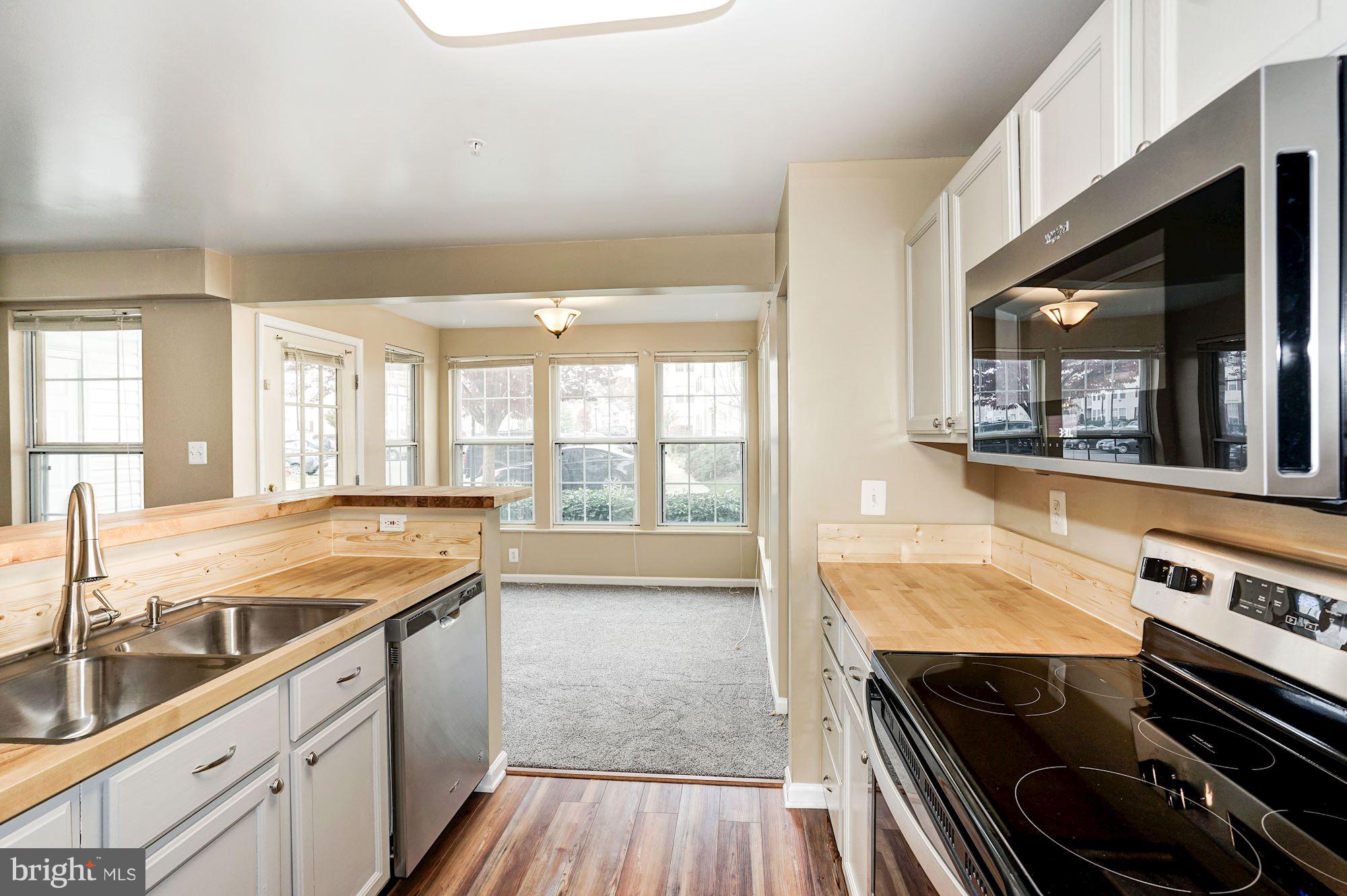 SOUTH MEADOWS - Residential