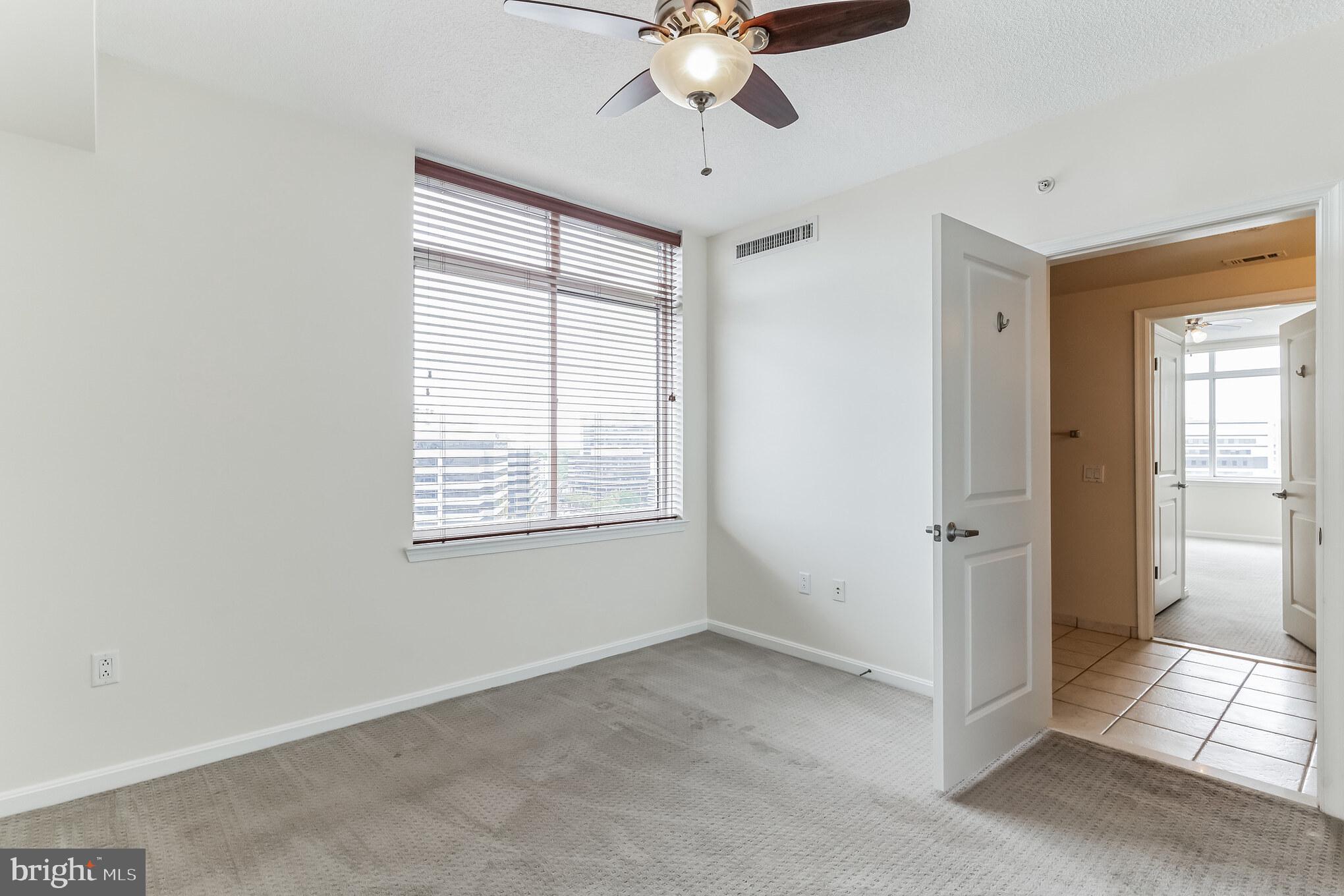 CRESCENT - Residential