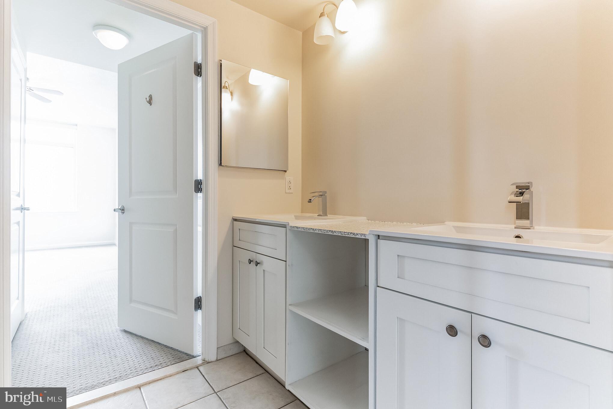 CRESCENT - Residential