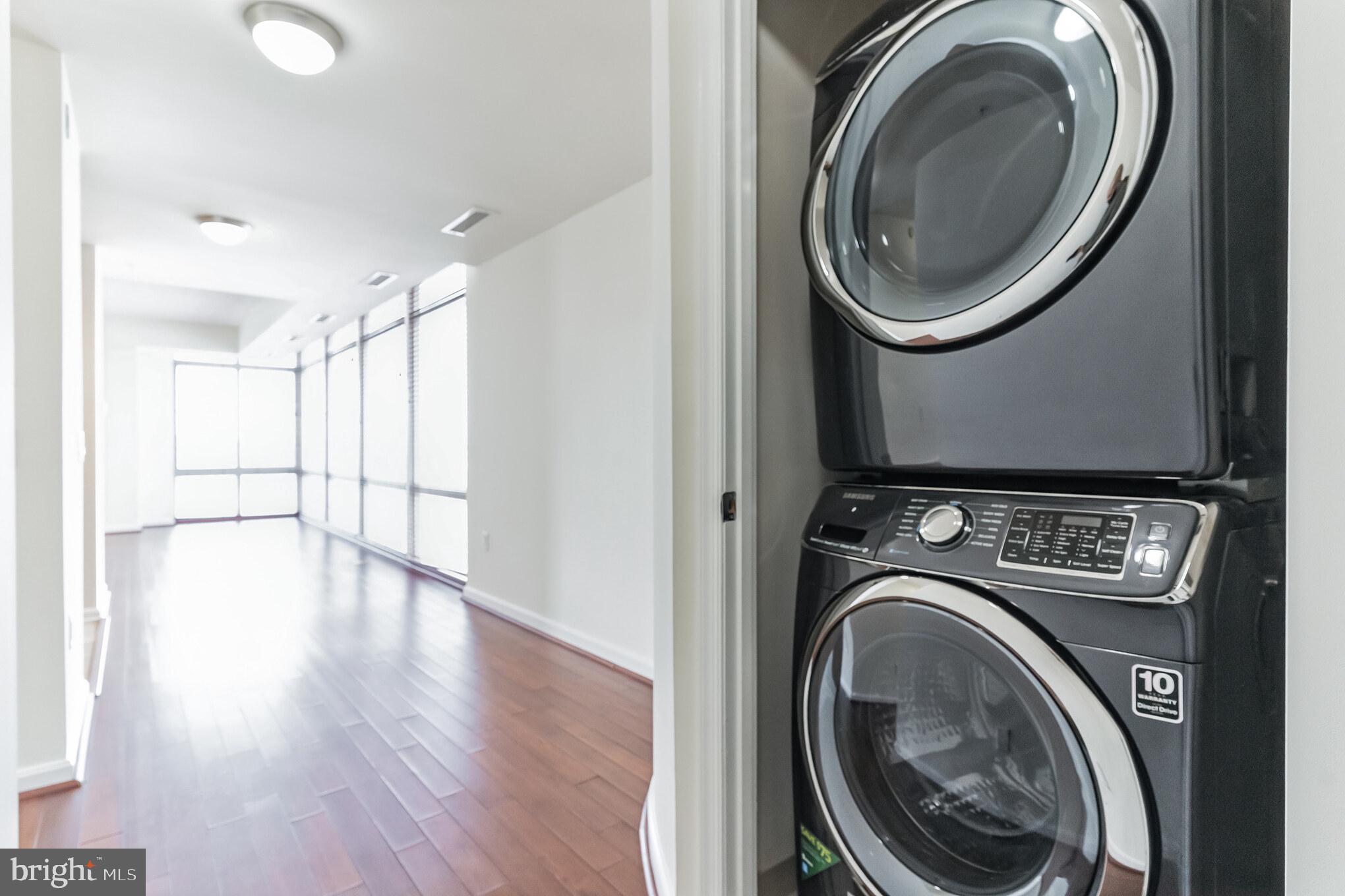 CRESCENT - Residential