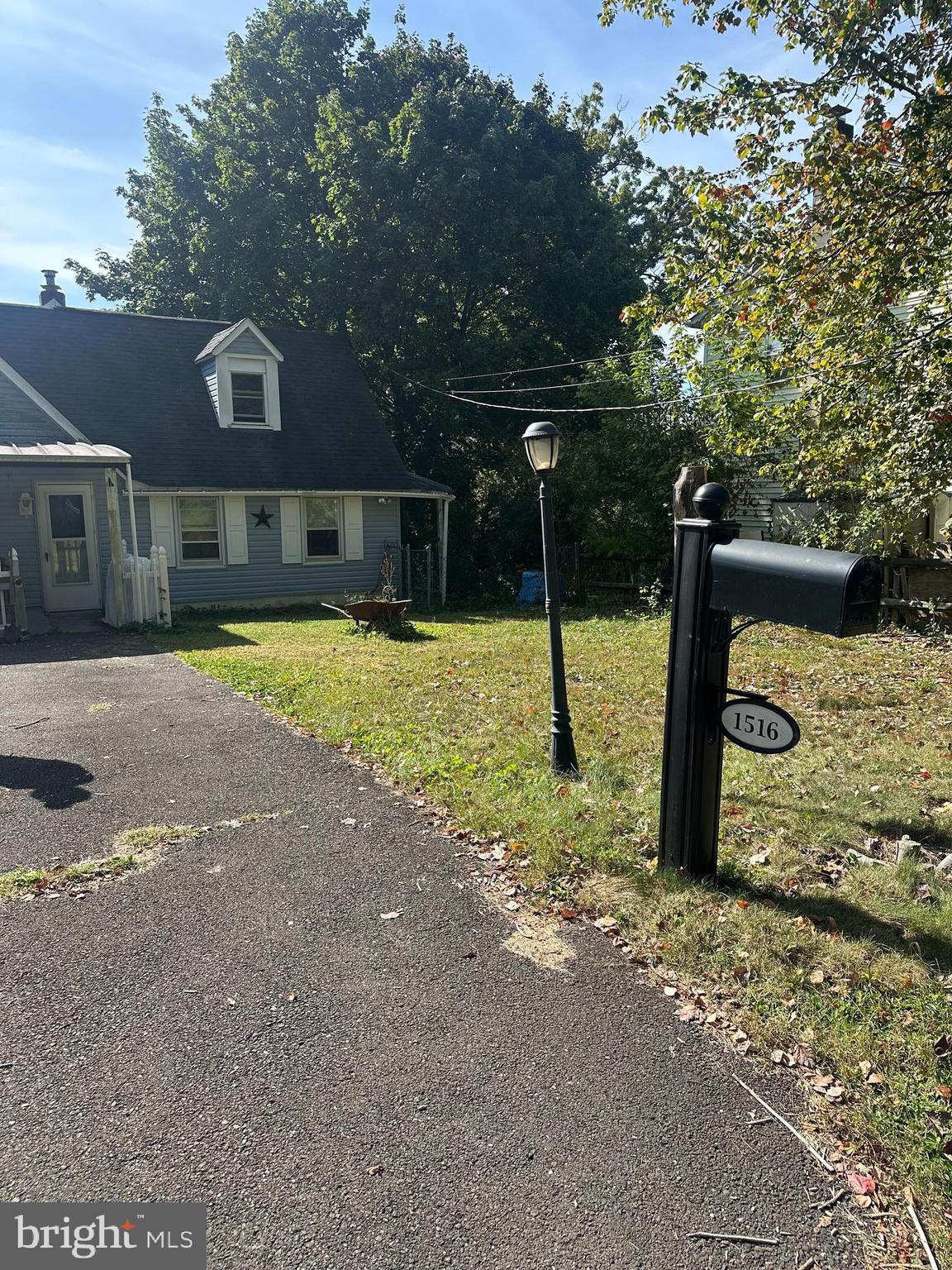 1516 FAIRVIEW AVENUE