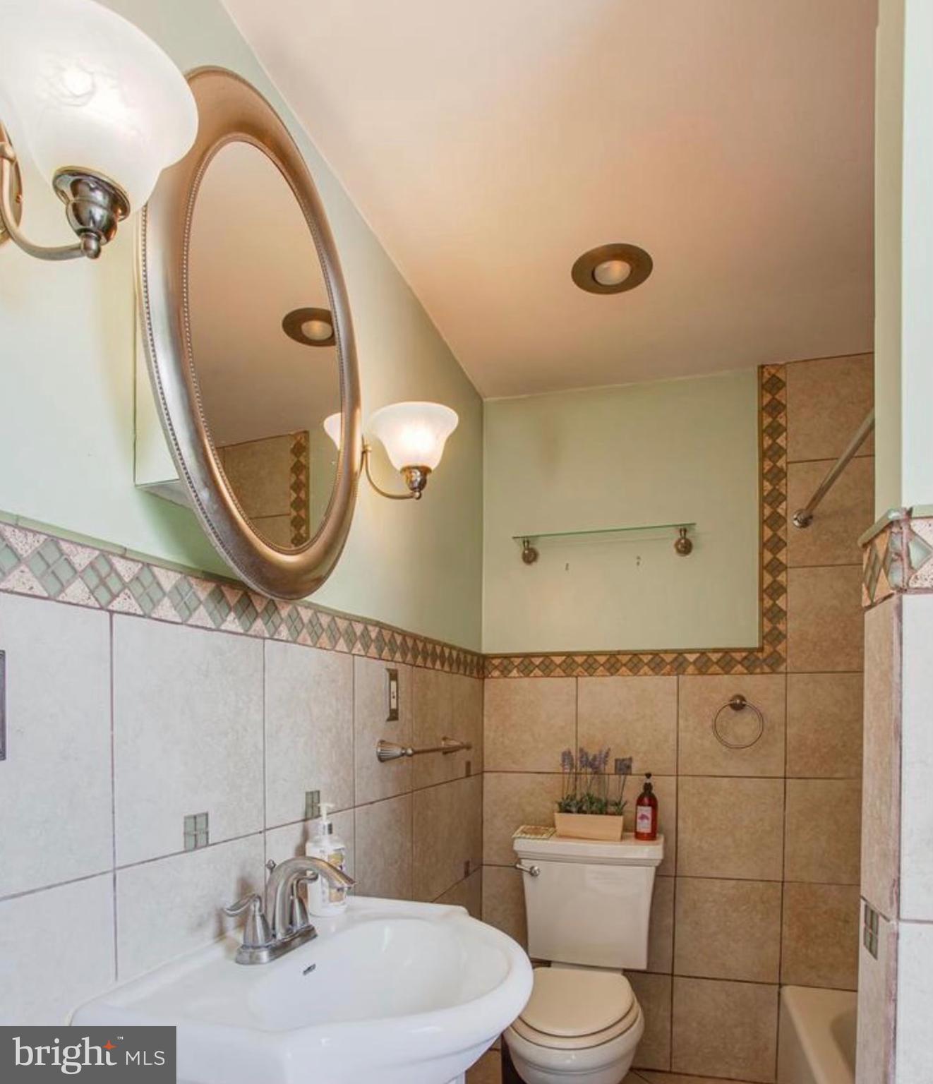 PHILADELPHIA (SOUTH) - Residential