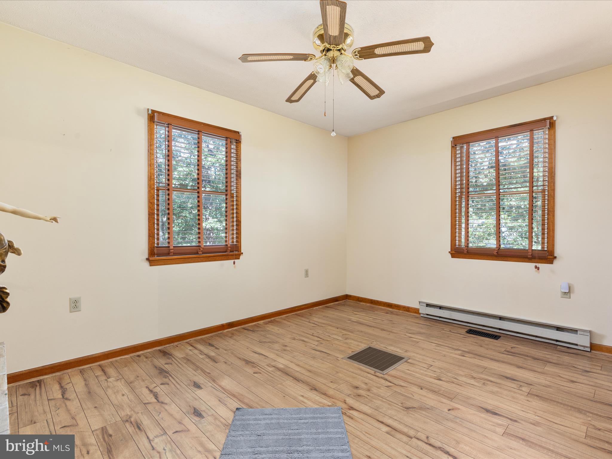 LITTLE CREEK - Residential