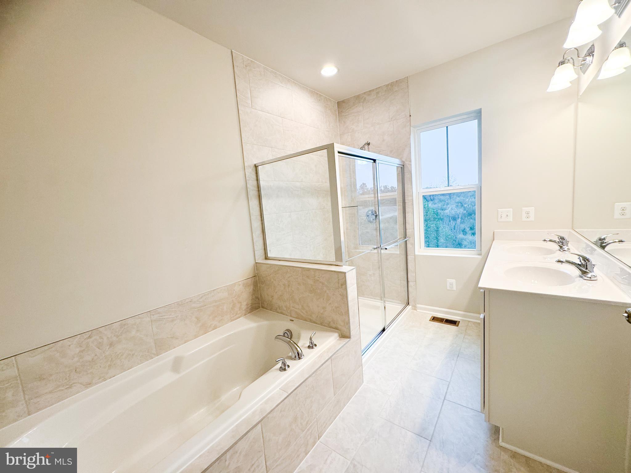 SNOWDEN BRIDGE - Residential