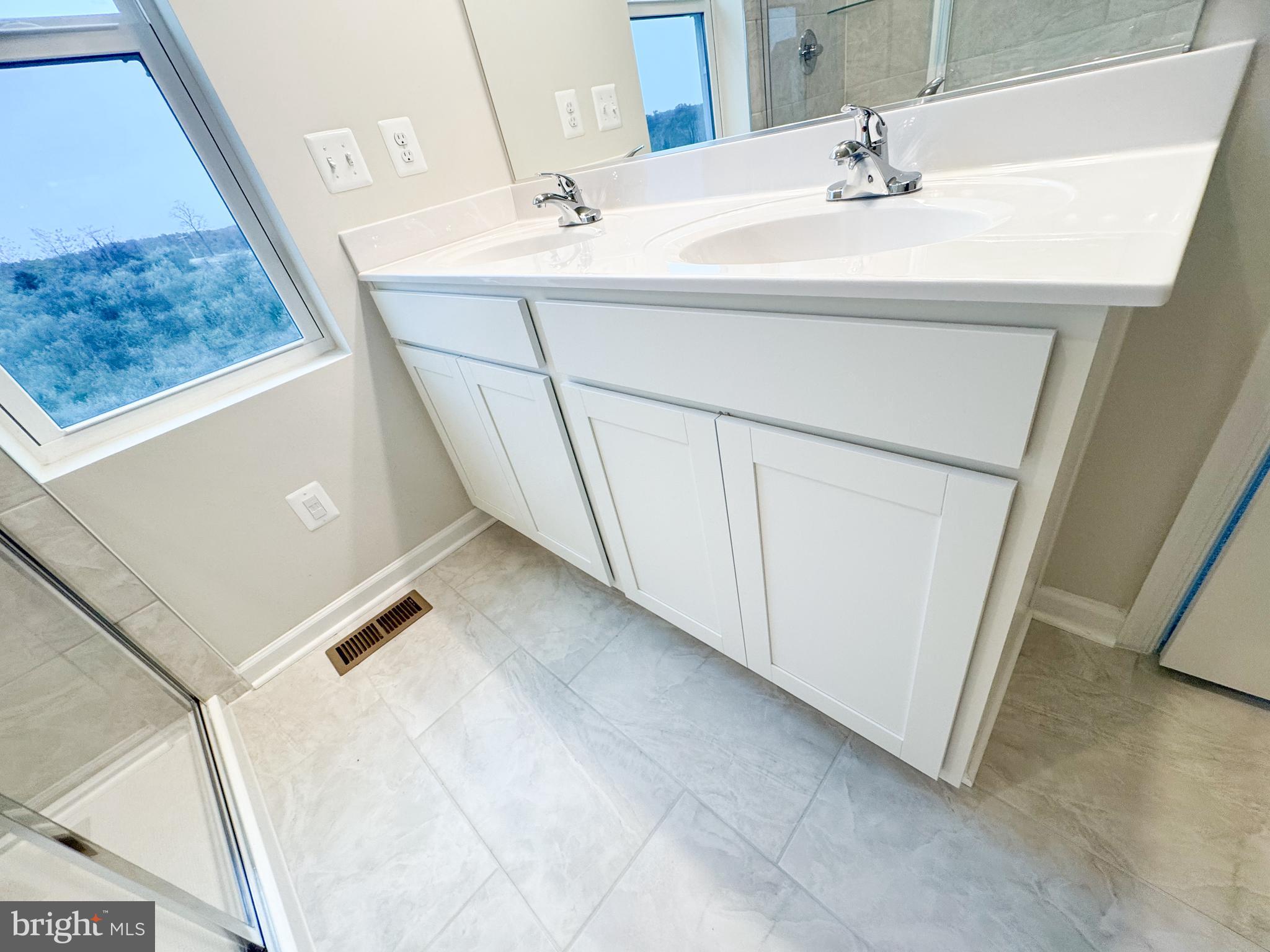 SNOWDEN BRIDGE - Residential