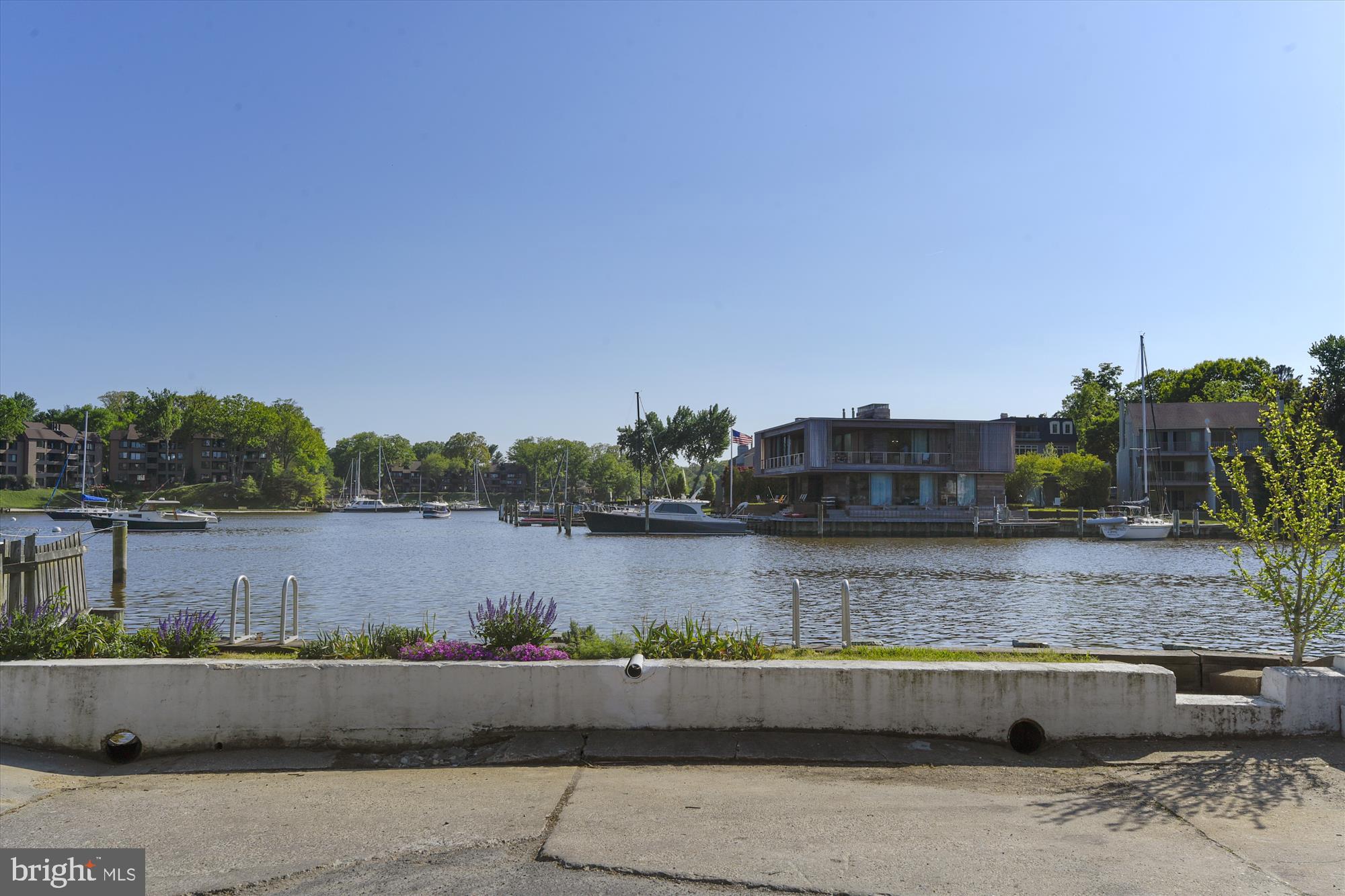 THE LANDING AT SPA CREEK - Residential
