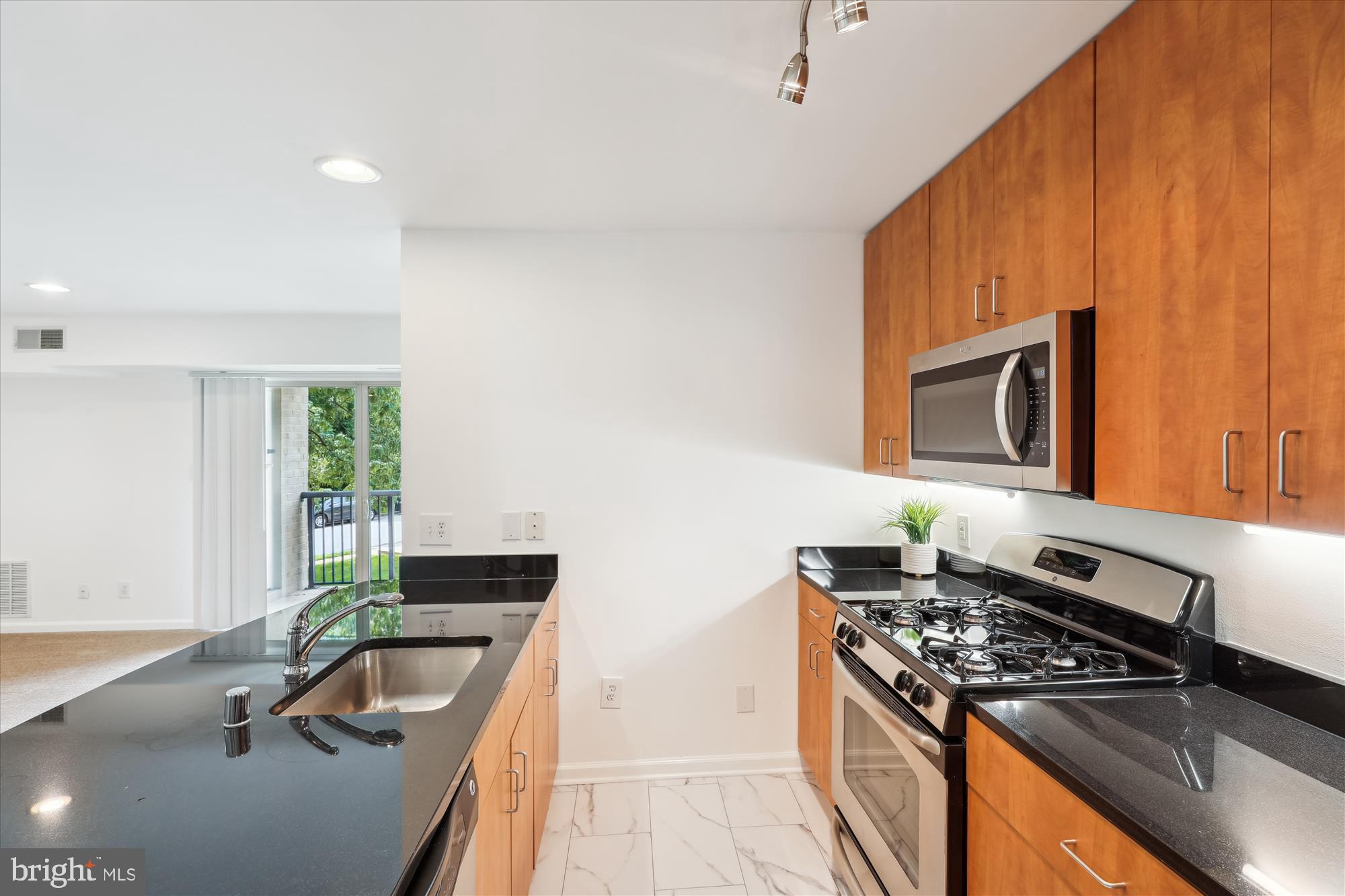 THE LANDING AT SPA CREEK - Residential