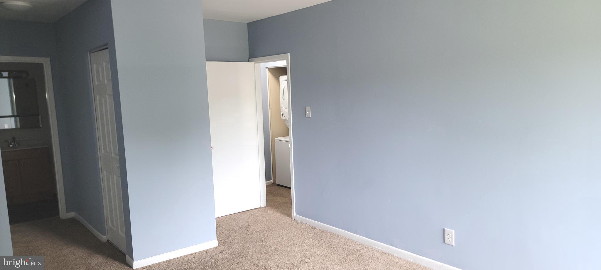 TREETOP CONDO - Residential