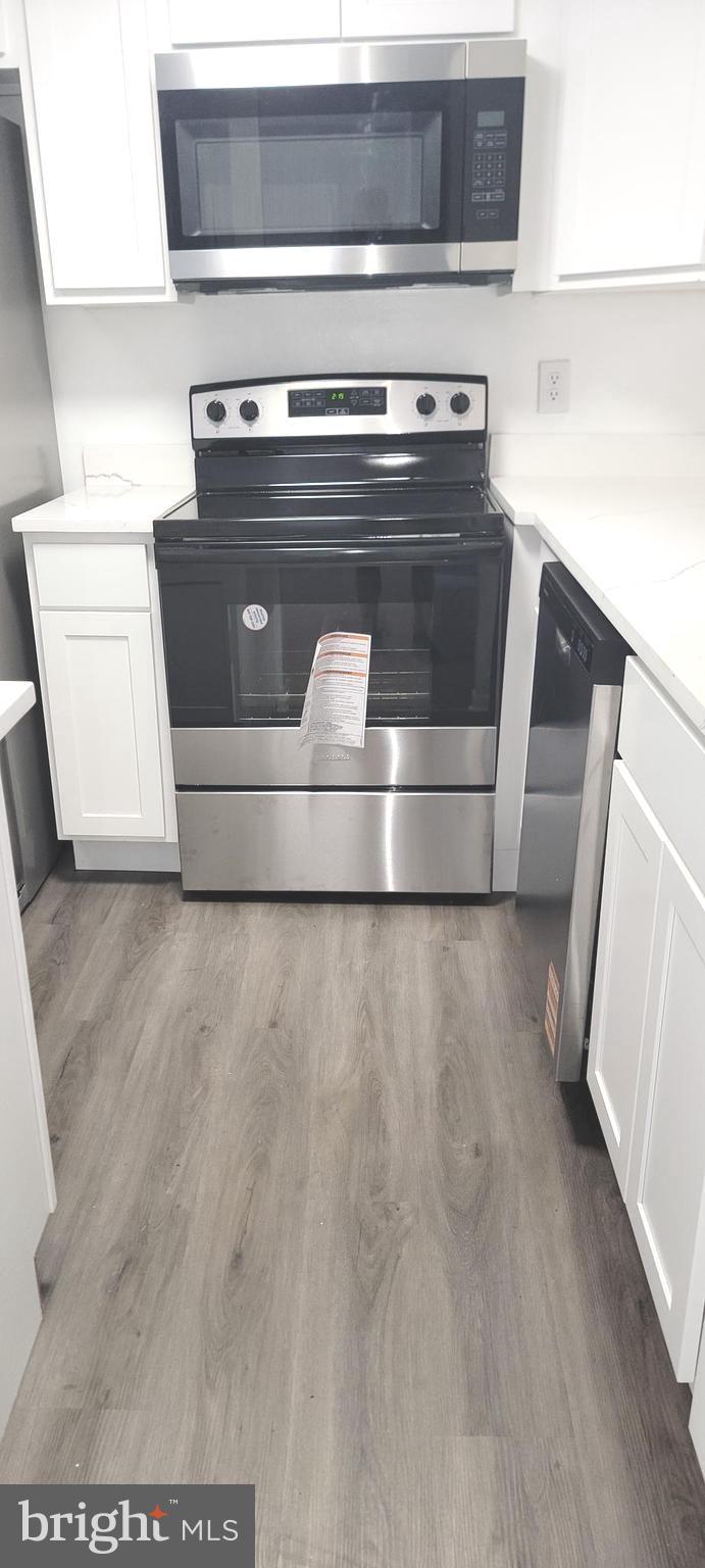 TREETOP CONDO - Residential