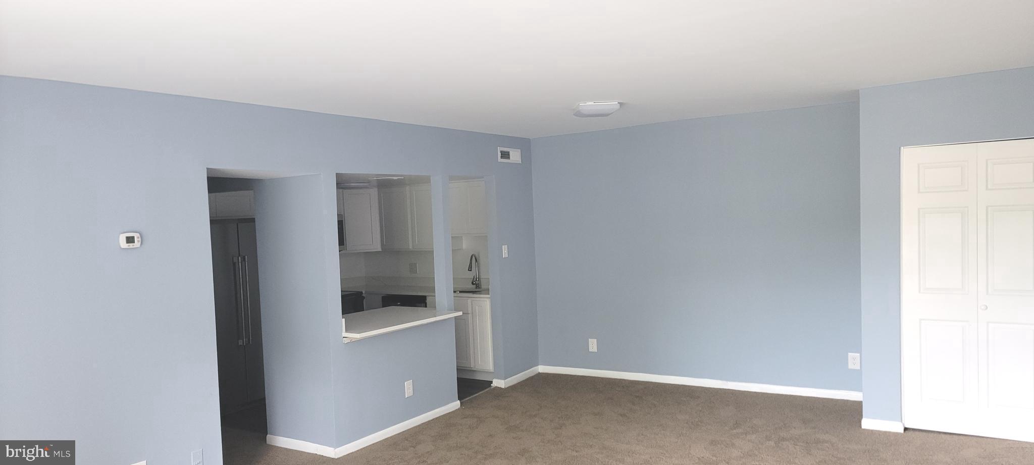 TREETOP CONDO - Residential