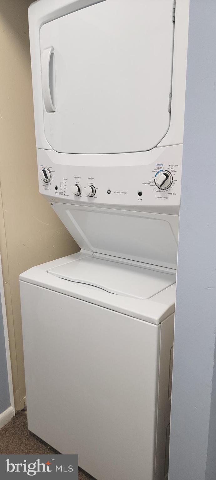 TREETOP CONDO - Residential