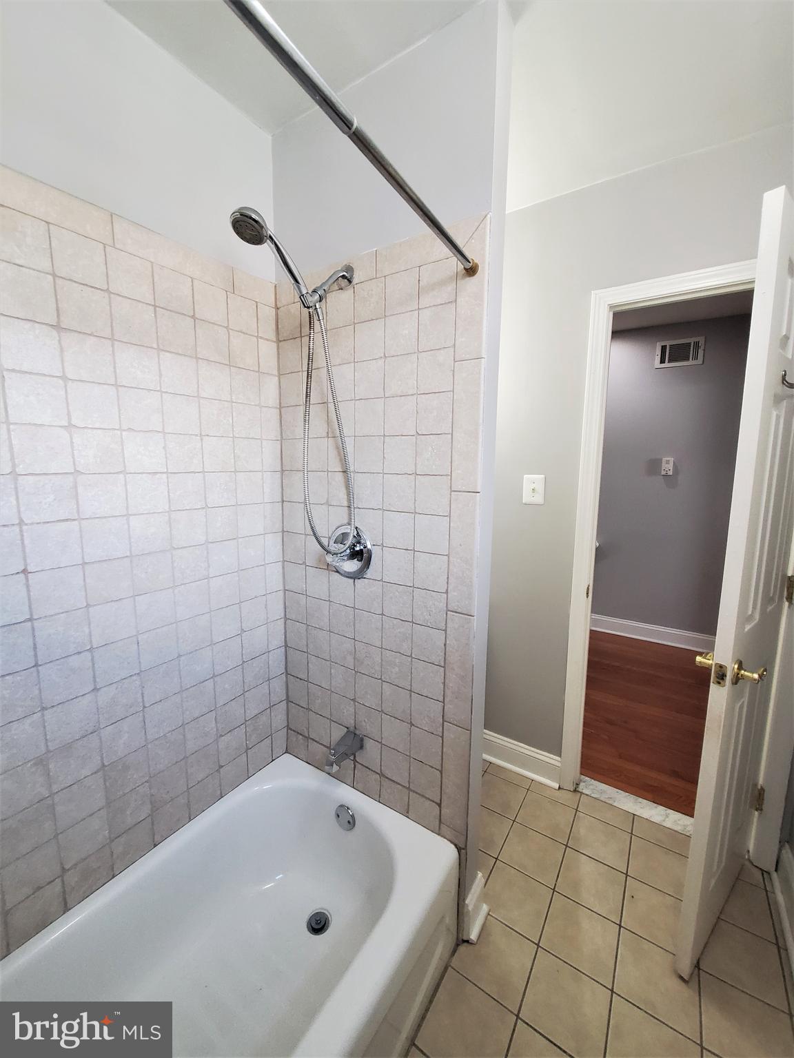 GRADUATE HOSPITAL - Residential