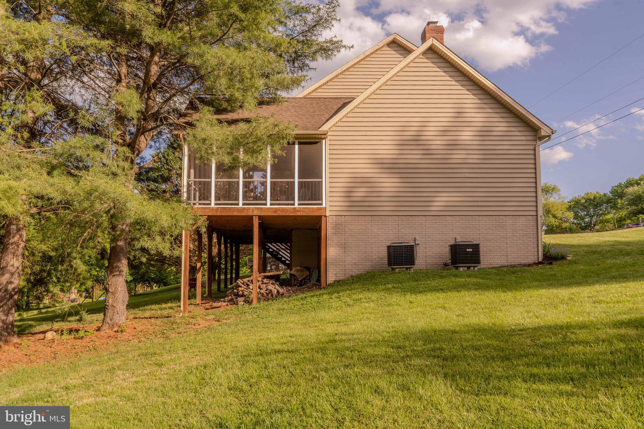 917 AVON BEND ROAD