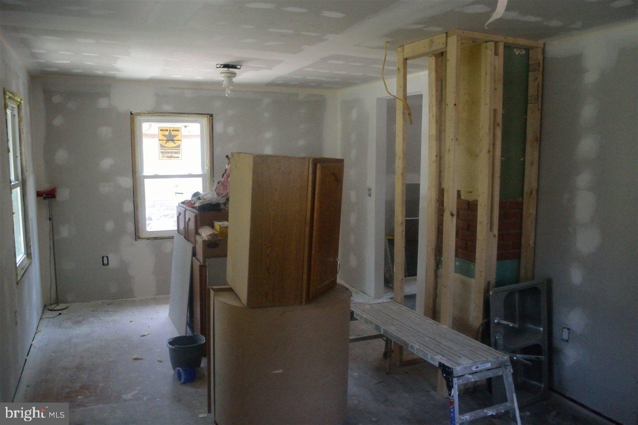 LINCOLN PARK - Residential